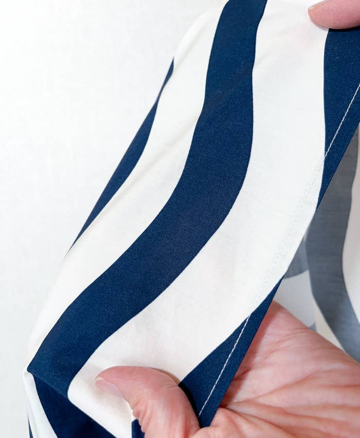 UNIQLO(ユニクロ)のおすすめファッションアイテム「Vネックフレアワンピース(ノースリーブ)」