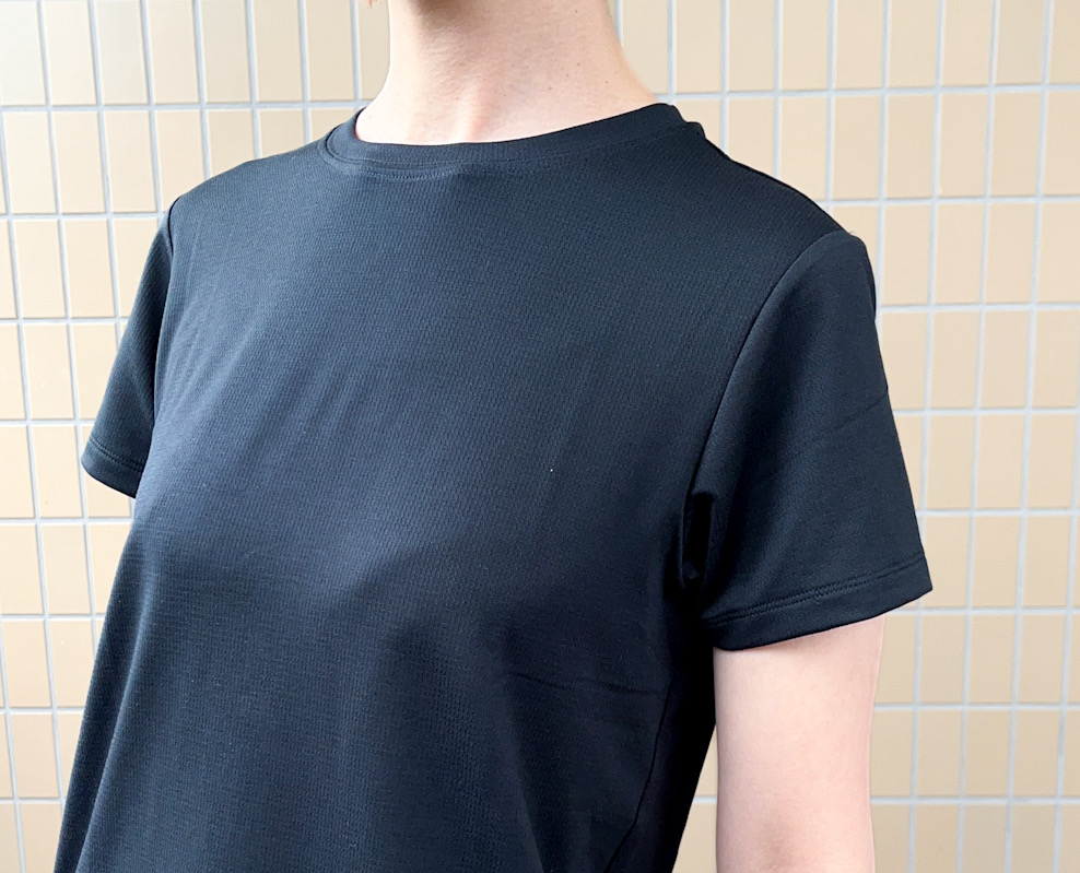 UNIQLO(ユニクロ)のおすすめファッションアイテム「エアリズムメッシュクルーネックTシャツ(半袖)」