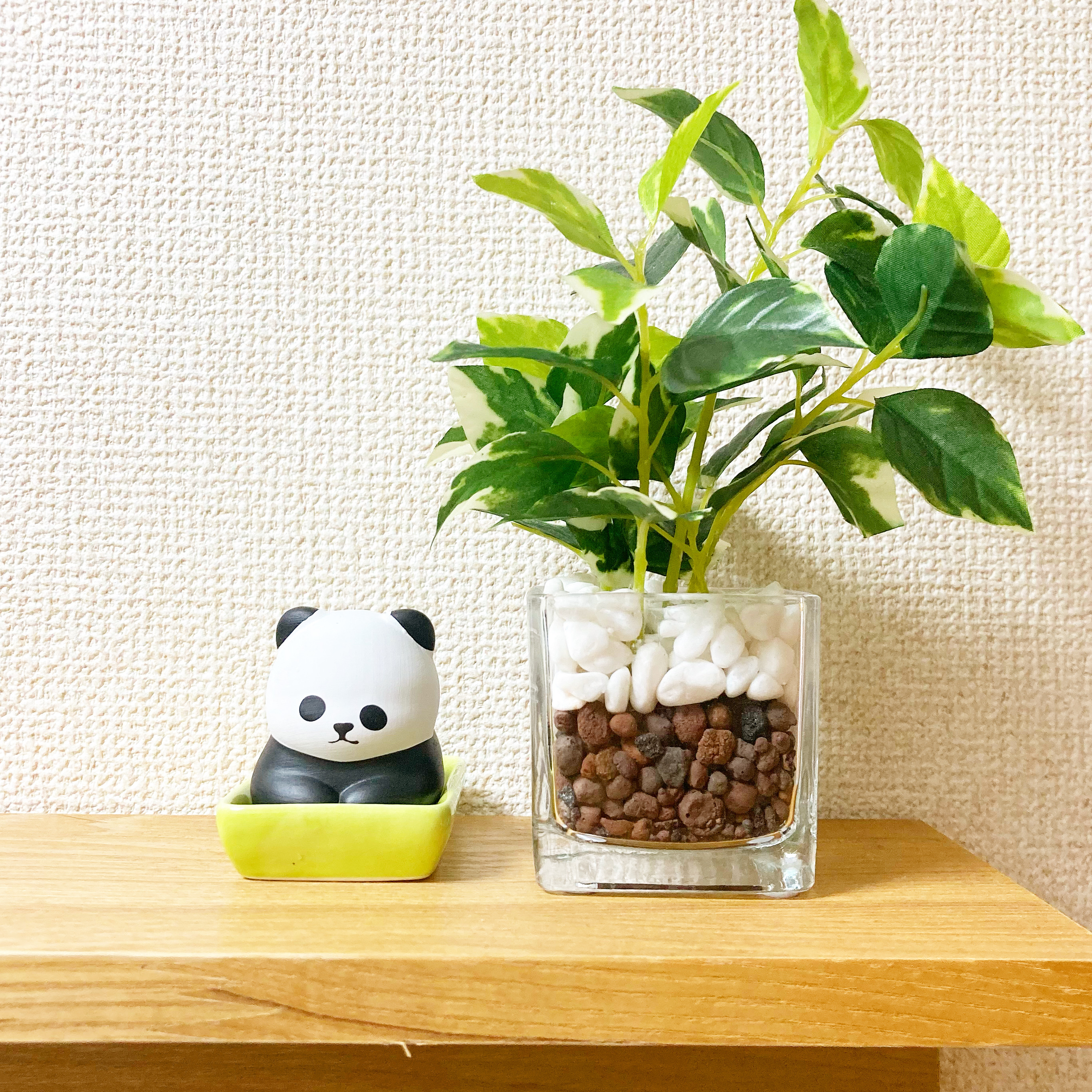 DAISO(ダイソー)のおすすめアイテム「加湿ポット(ミニパンダ)」