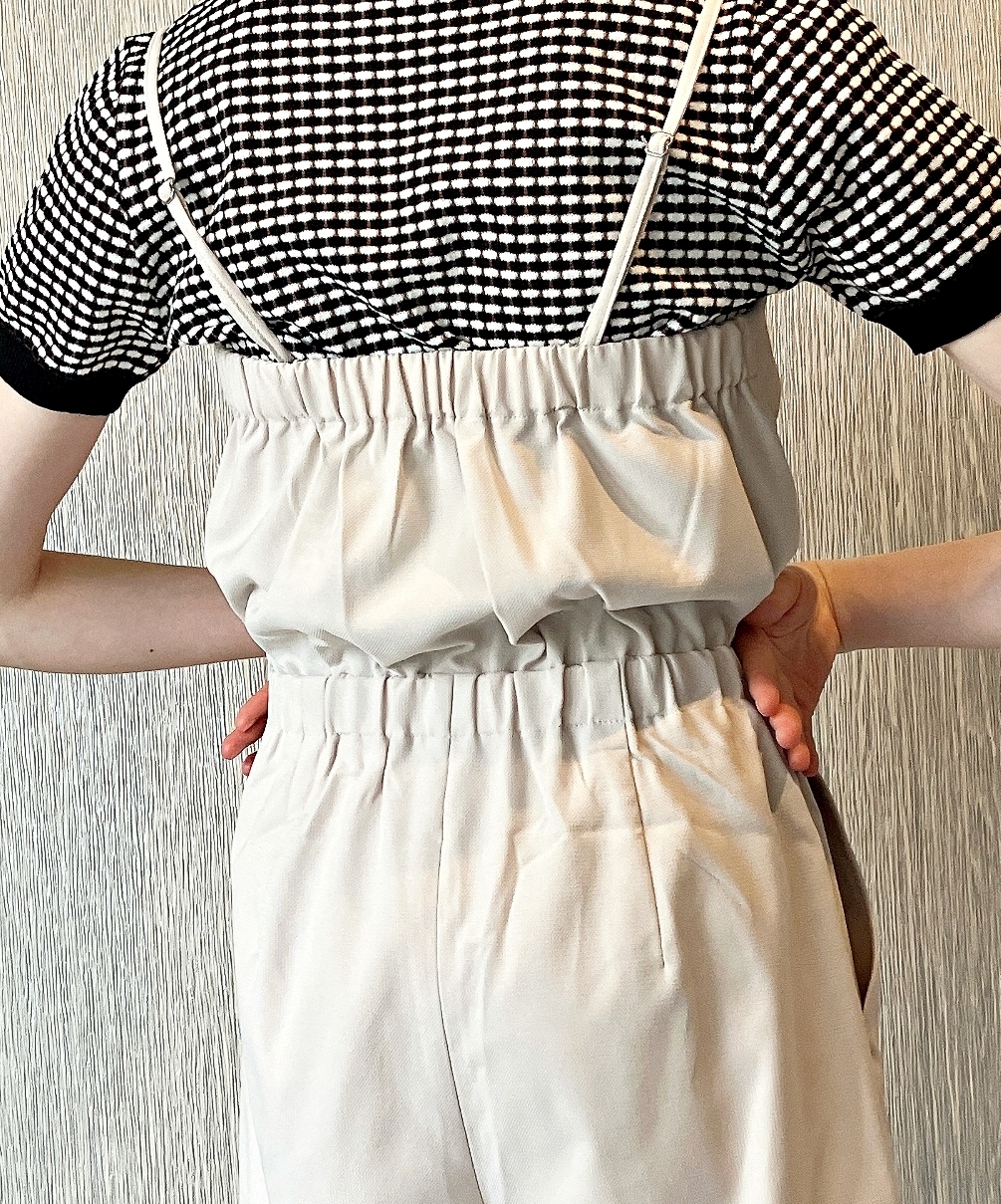 GU(ジーユー)のおすすめセットコーデ「2ピースショートジャンプスーツ(ノースリーブ)+E」