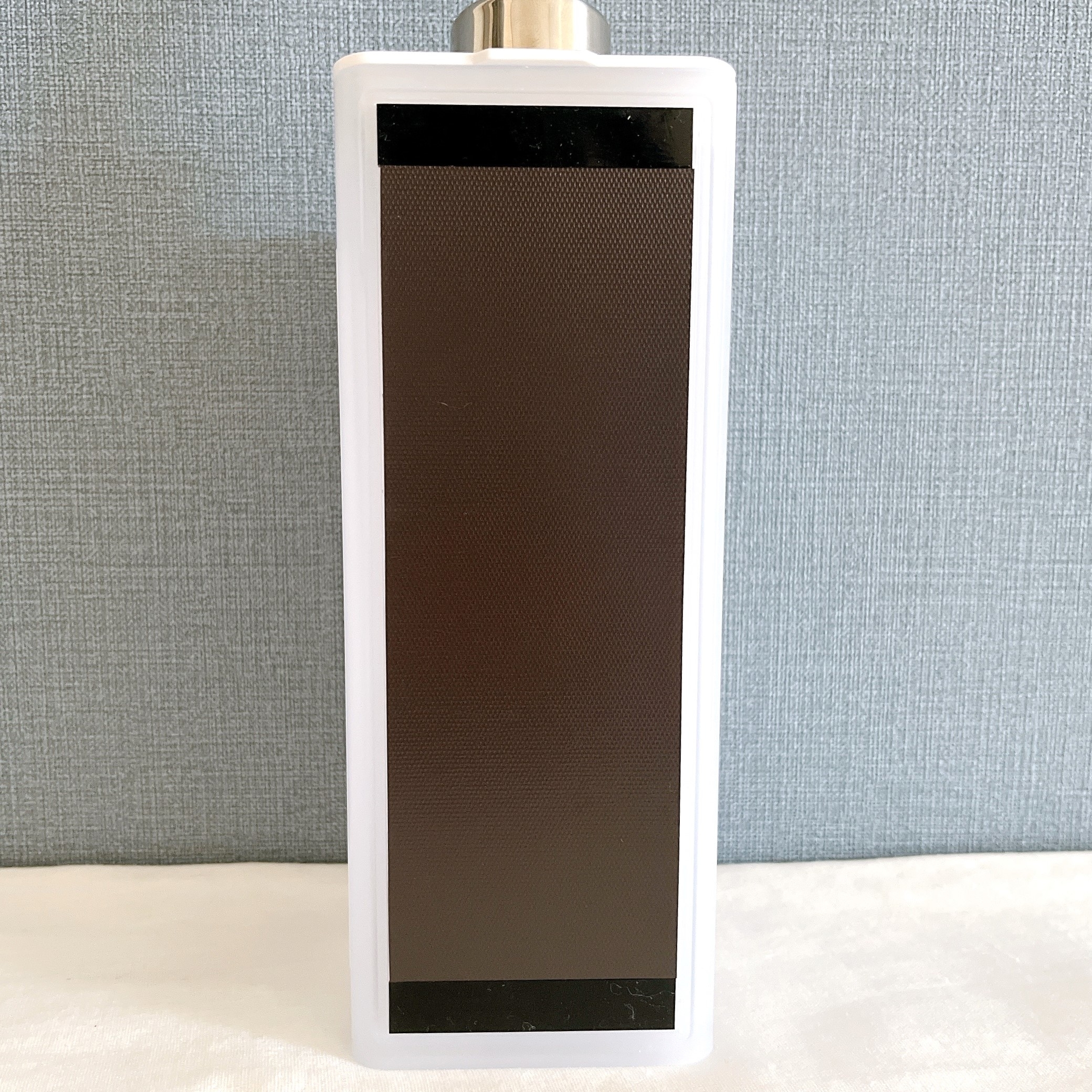 ニトリのおすすめ便利グッズ「マグネットディスペンサー(CL ホワイト)」