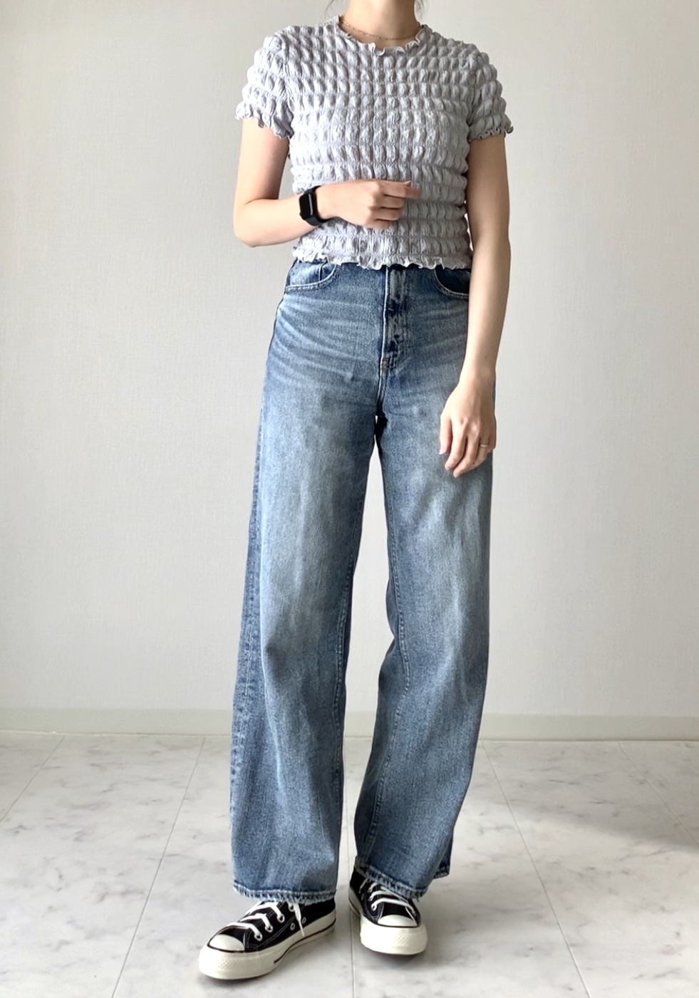 GUのおすすめファッションアイテム「シャーリングT（半袖）」