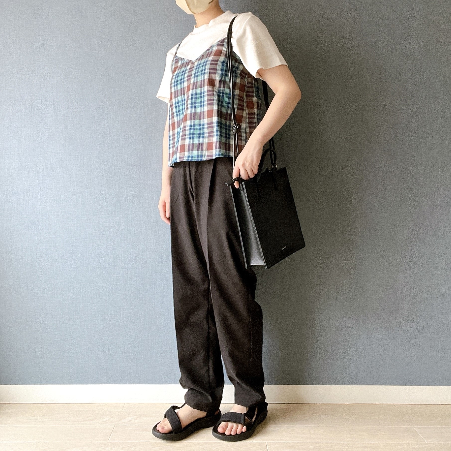 無印良品】「軽くて涼しい〜」「気に入りすぎて3色購入した