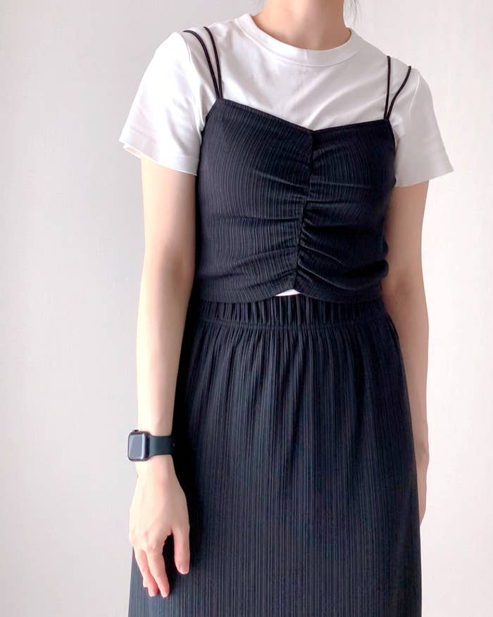 GU（ジーユー）のおすすめファッションアイテム「リブフロントギャザーキャミソール（セットアップ可能）」