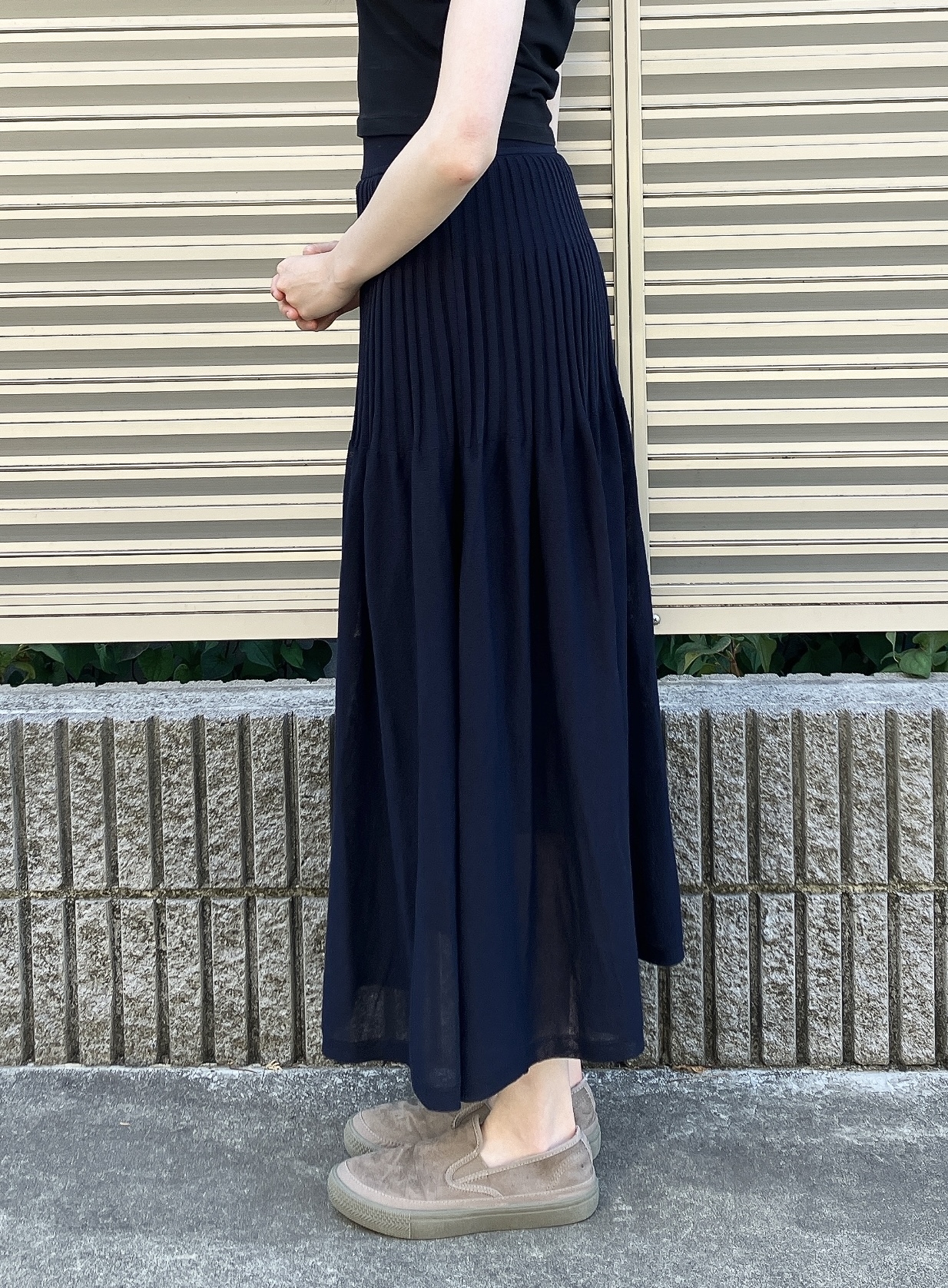 GU（ジーユー）のおすすめスカート「シアーニットフレアスカートZ+E」