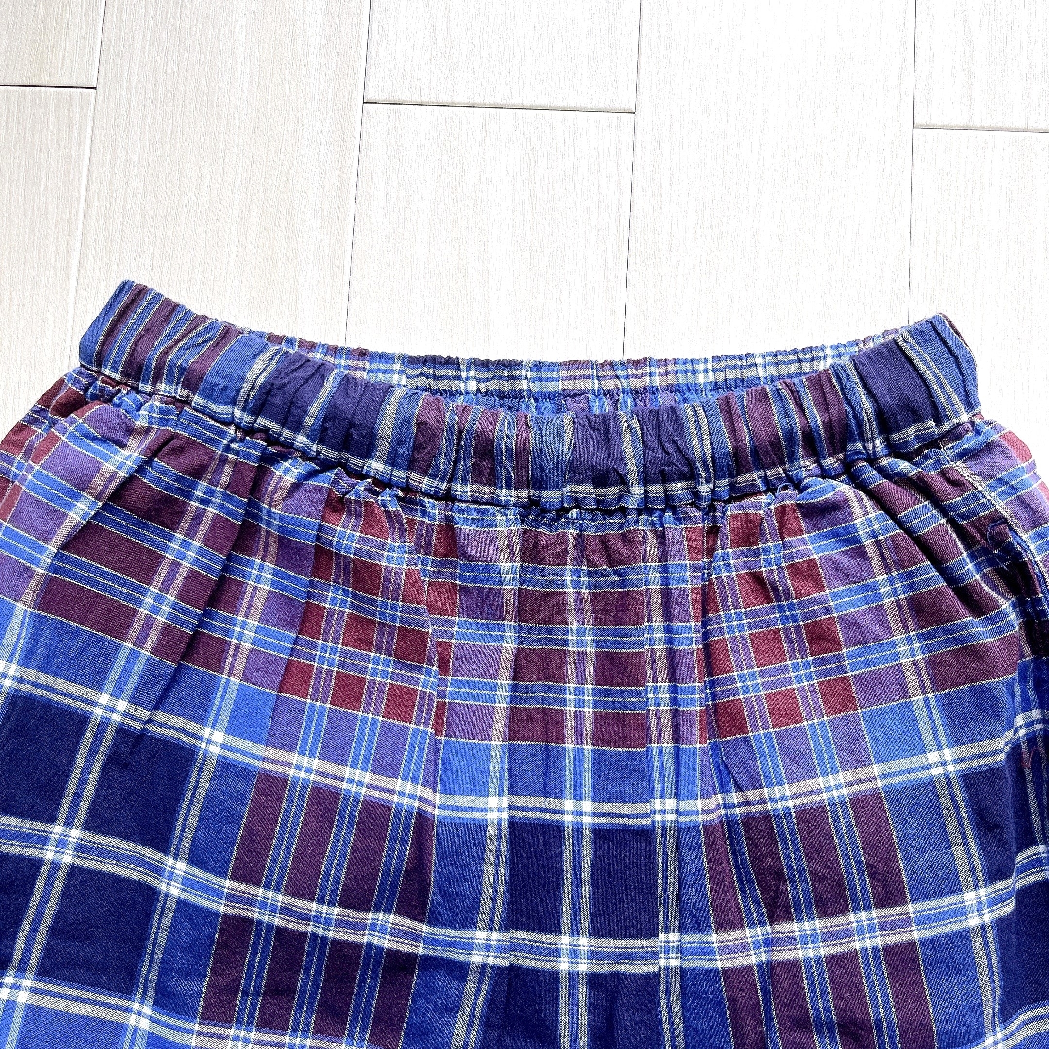 無印良品のオススメのスカート「婦人 マドラスチェックフレアスカート」