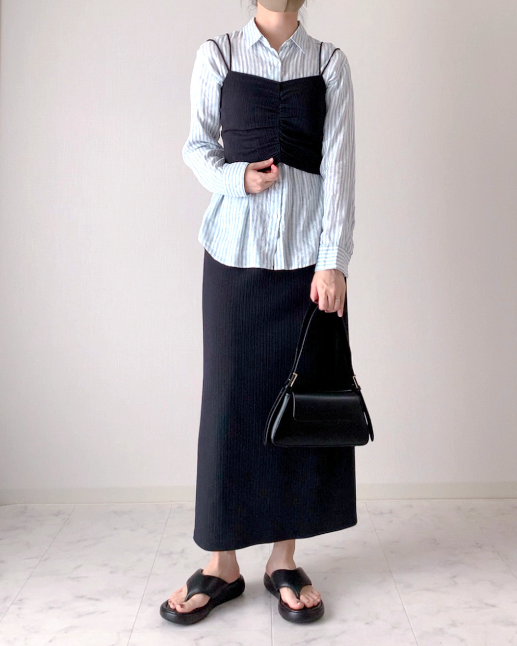 GU（ジーユー）のおすすめファッションアイテム「リブフロントギャザーキャミソール（セットアップ可能）」のコーディネート