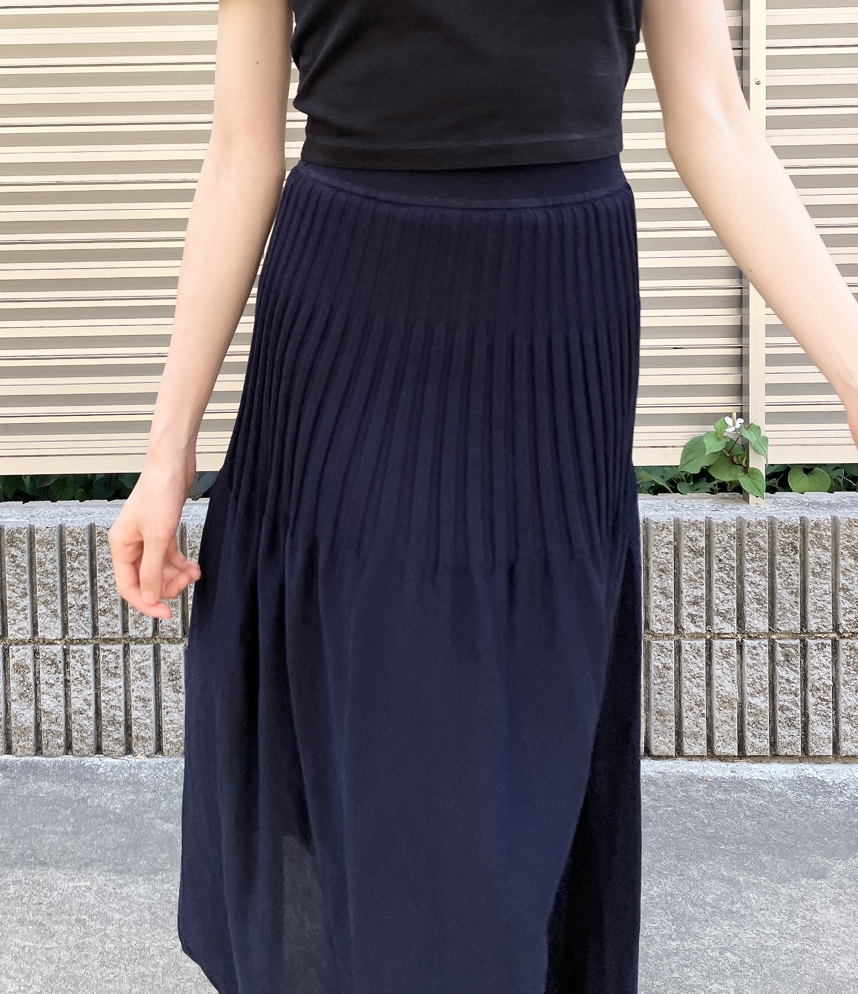 GU(ジーユー)のおすすめスカート「シアーニットフレアスカートZ+E」