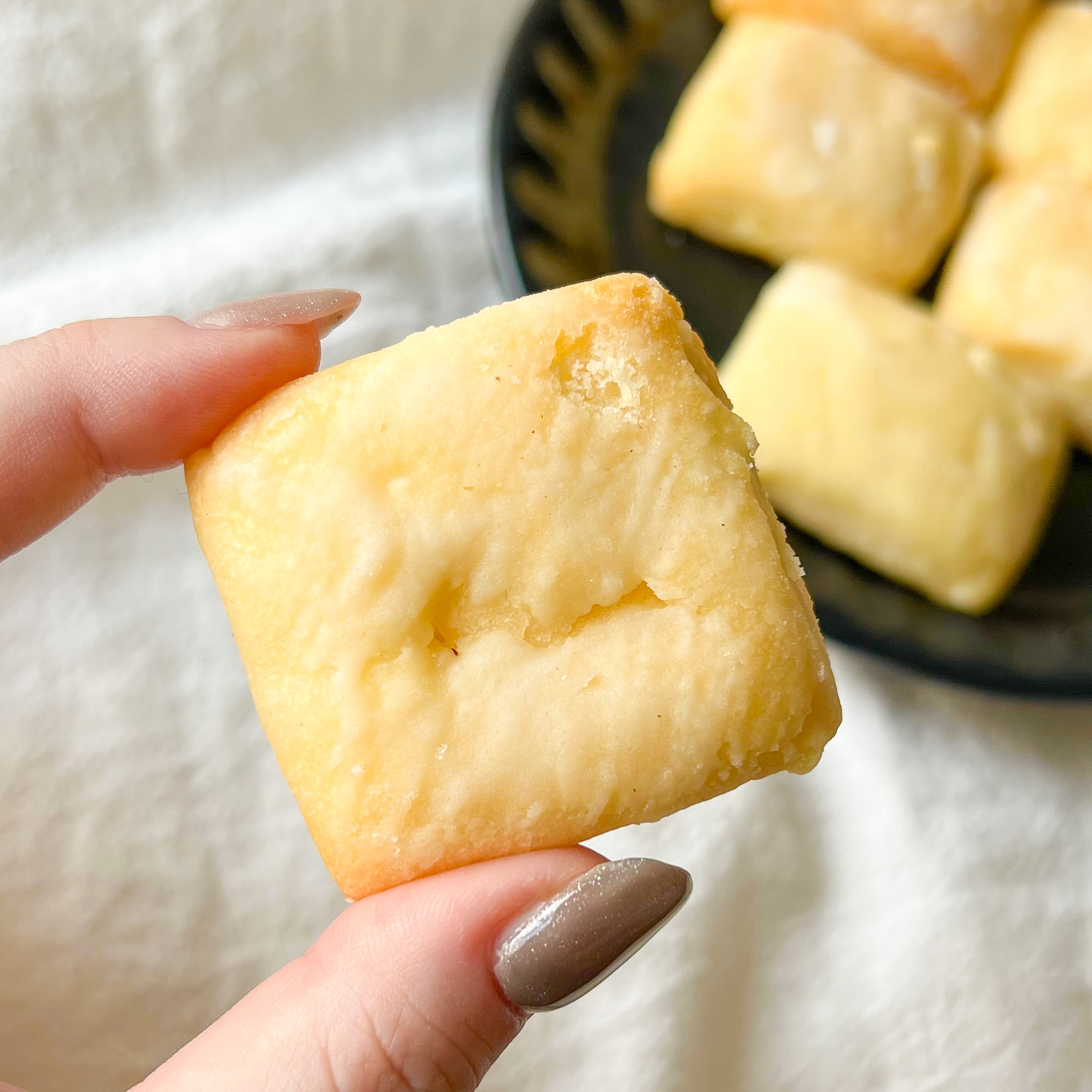 FamilyMart(ファミリーマート)のおすすめスイーツ「生スコーン(レモン)」