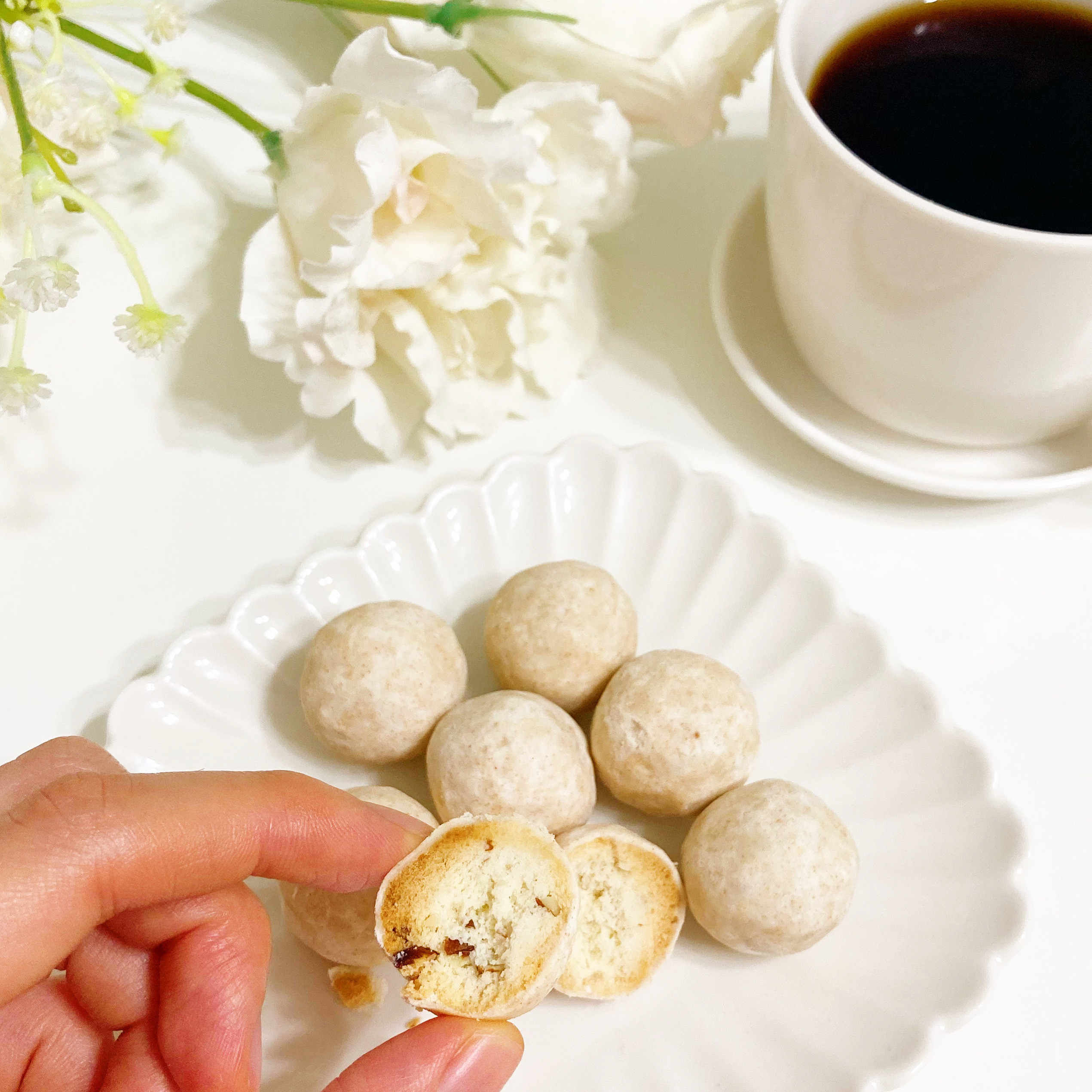 無印良品のサクサク食感スイーツ「世界のお菓子 紅茶のブールドネージュ」