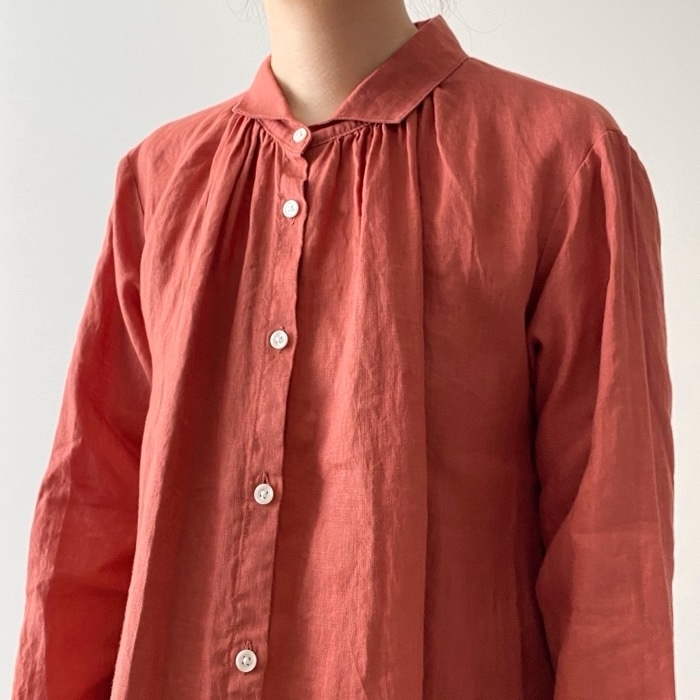 無印良品のおすすめファッションアイテム「婦人 リネン 洗いざらし長袖シャツワンピース」