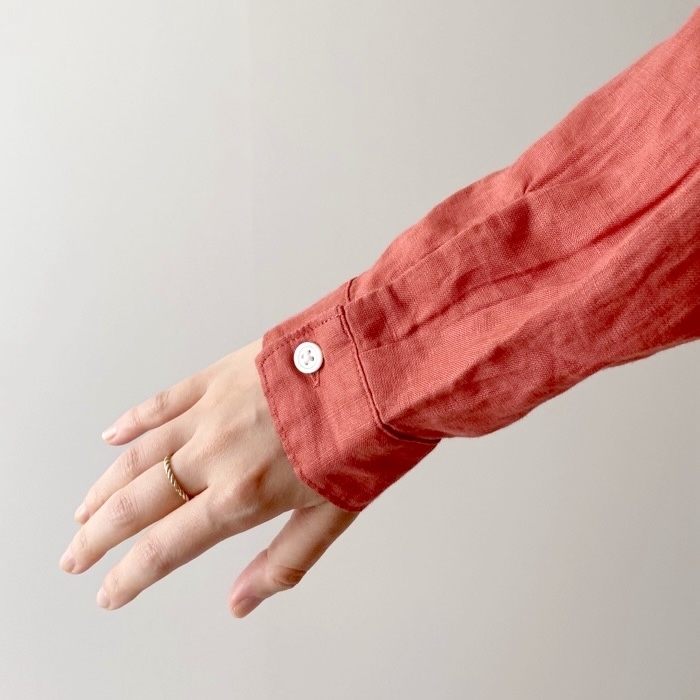 無印良品のおすすめファッションアイテム「婦人 リネン 洗いざらし長袖シャツワンピース」