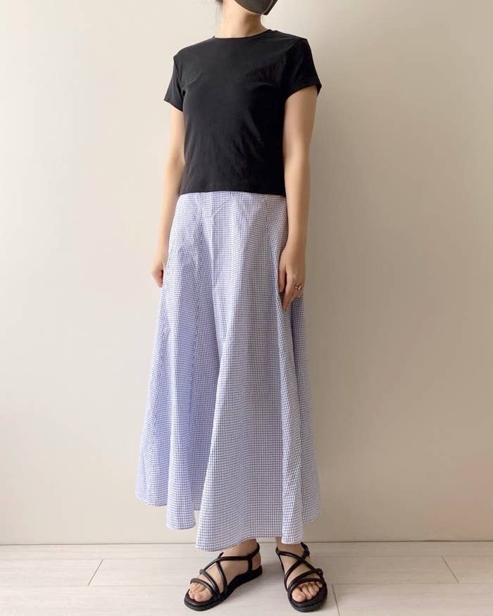 無印良品のおすすめスカート「婦人 涼感ブロードフレアスカート」