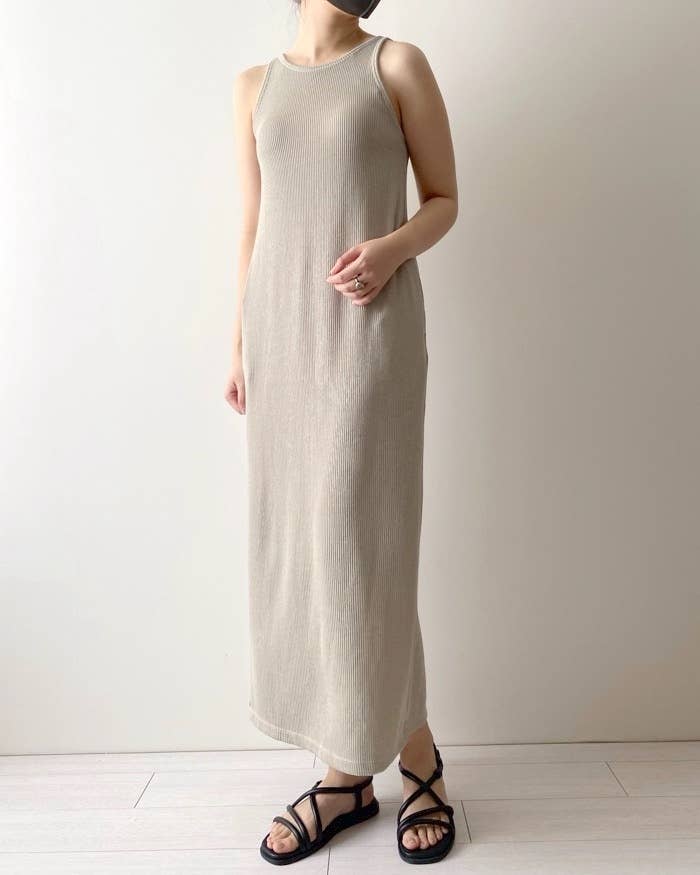 GUのおすすめファッション「ブラフィールリブアメリカンスリーブワンピース+E」