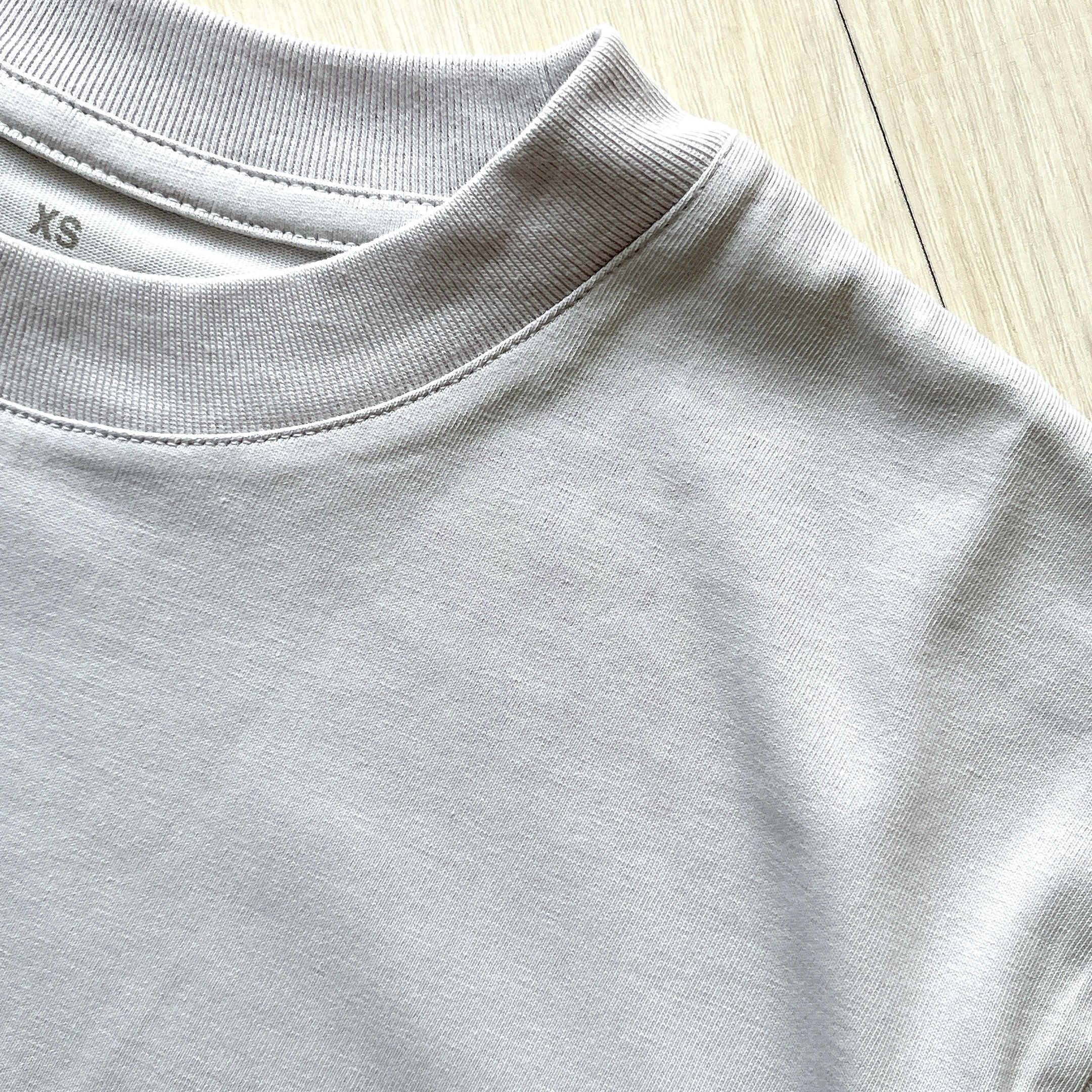 無印良品のオススメのトップス「涼感UVカットワイド半袖Tシャツ」