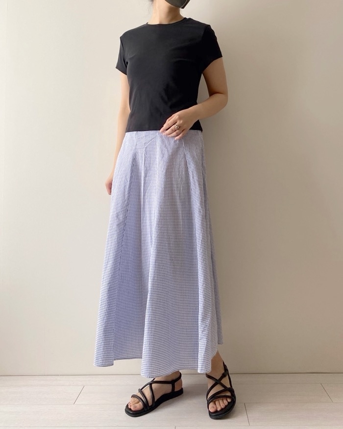 無印良品のおすすめスカート「婦人 涼感ブロードフレアスカート」