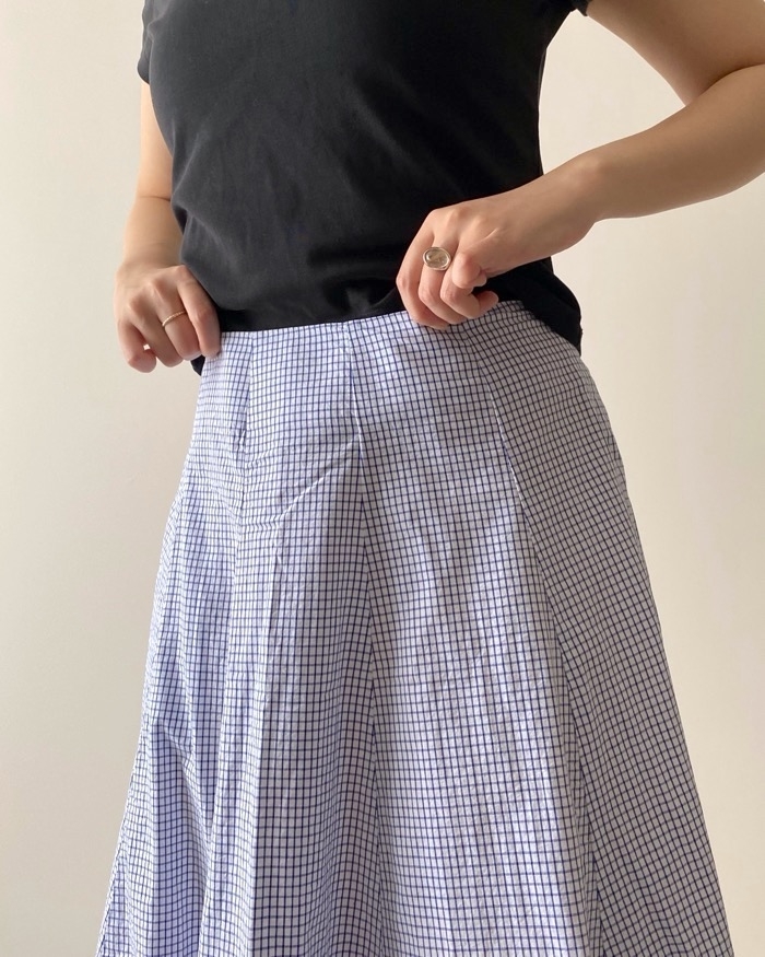 無印良品のおすすめスカート「婦人 涼感ブロードフレアスカート」