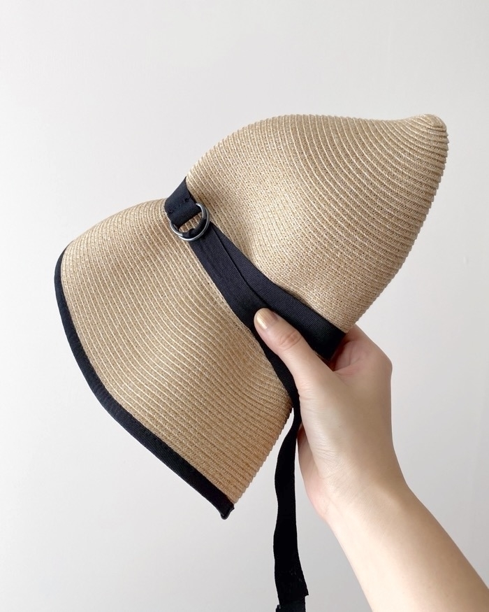 無印良品のおすすめファッションアイテム「UVカット 洗えてたためる キャペリン」