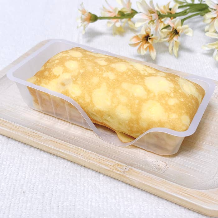FamilyMart（ファミリーマート）のおすすめのスイーツ「ファミマ・ザ・クレープ チーズ」