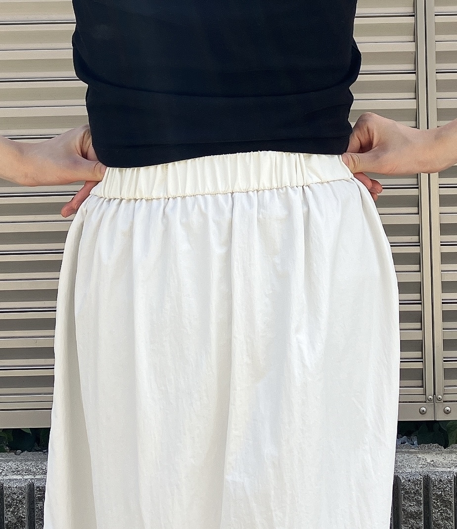 GU（ジーユー）のおすすめスカート「ティアードフレアロングスカートZ+E」