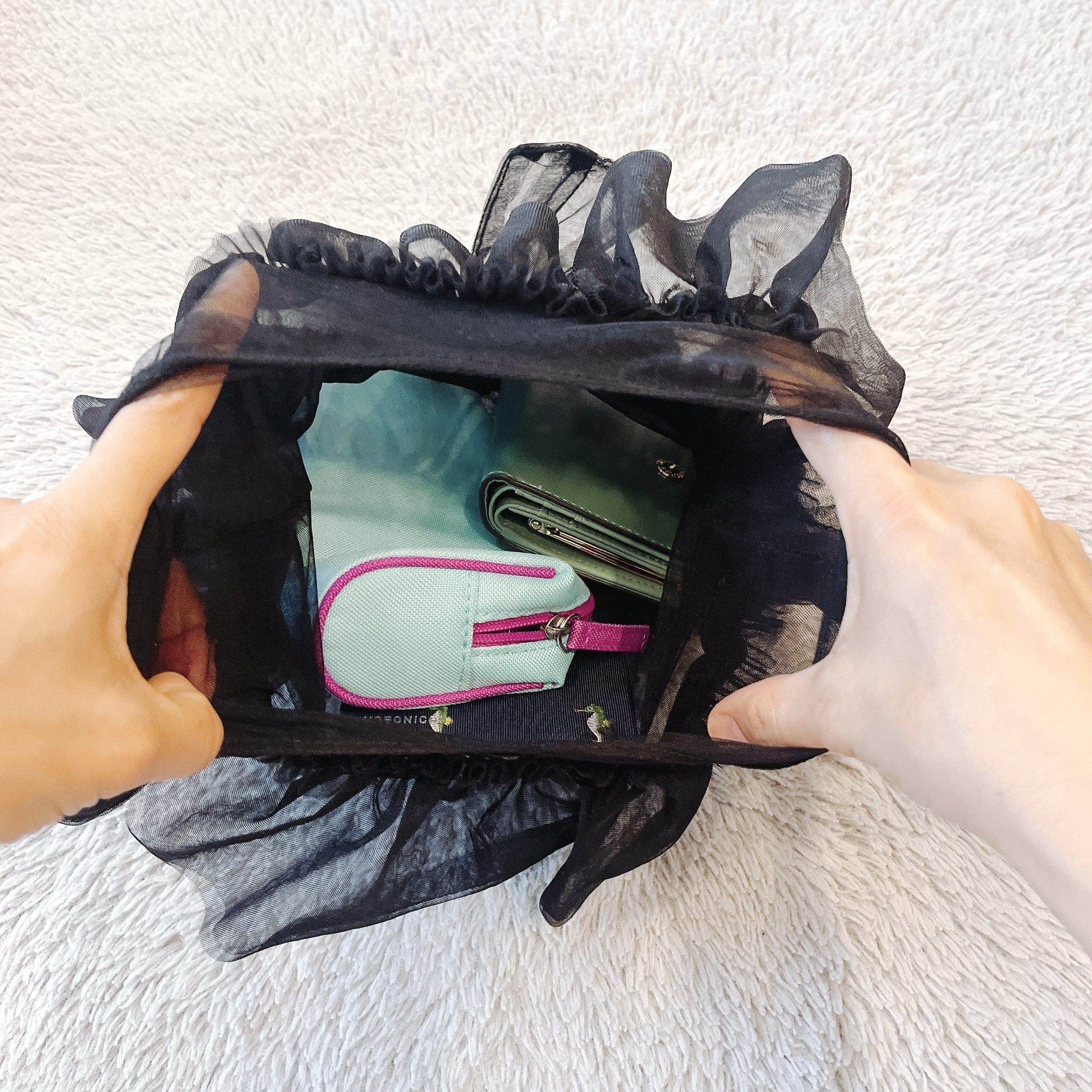 しまむらのおすすめファッションアイテム「TT*OGフリルトート」