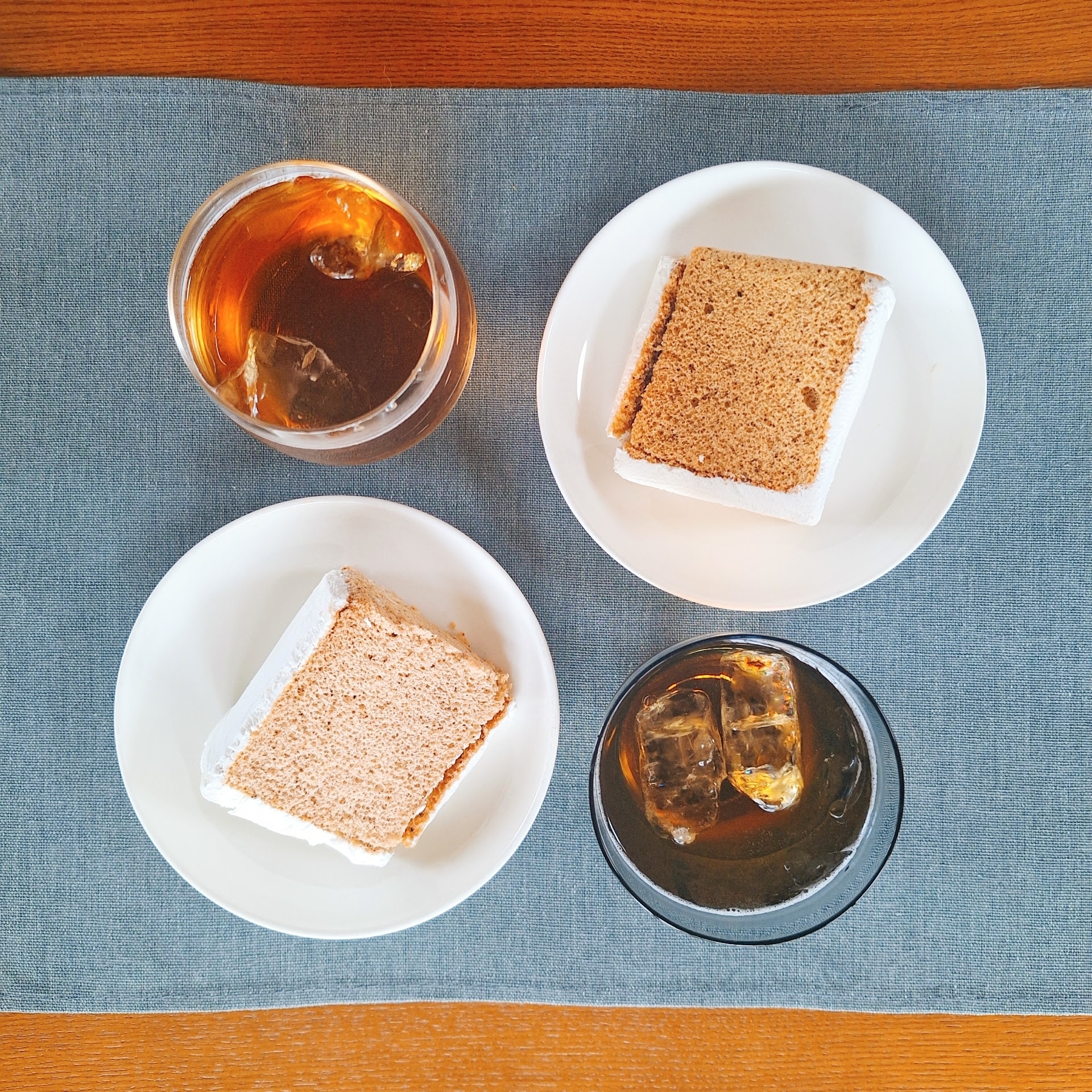 ローソンのおすすめスイーツ「紅茶シフォンケーキ」