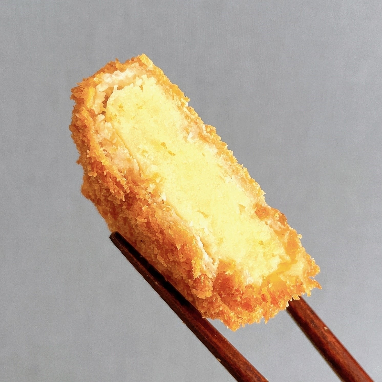 セブンイレブンのおすすめ冷凍食品「7プレミアム きたあかりコロッケ」