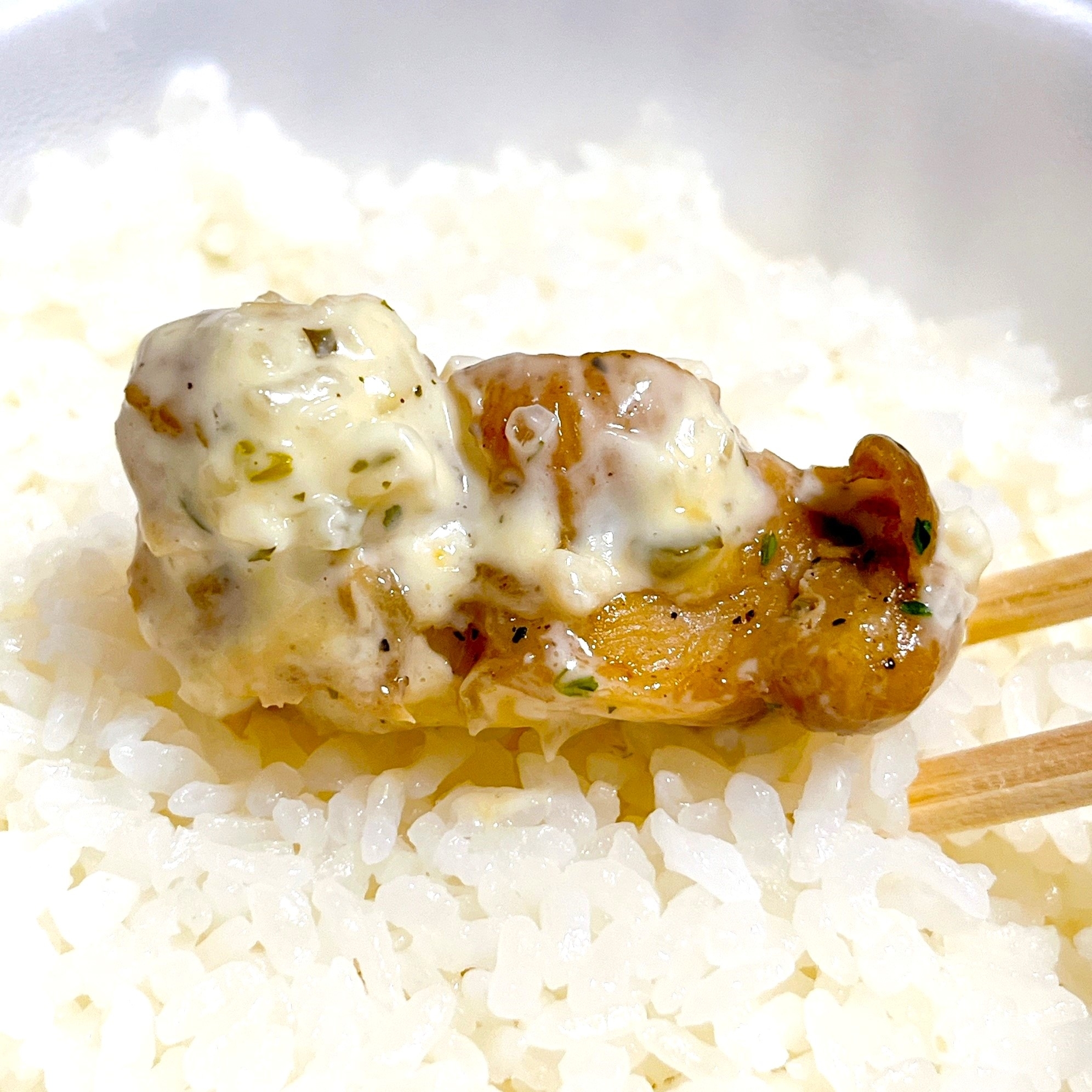 松屋のオススメのフード「ごろごろチキンの和風タルタル定食」