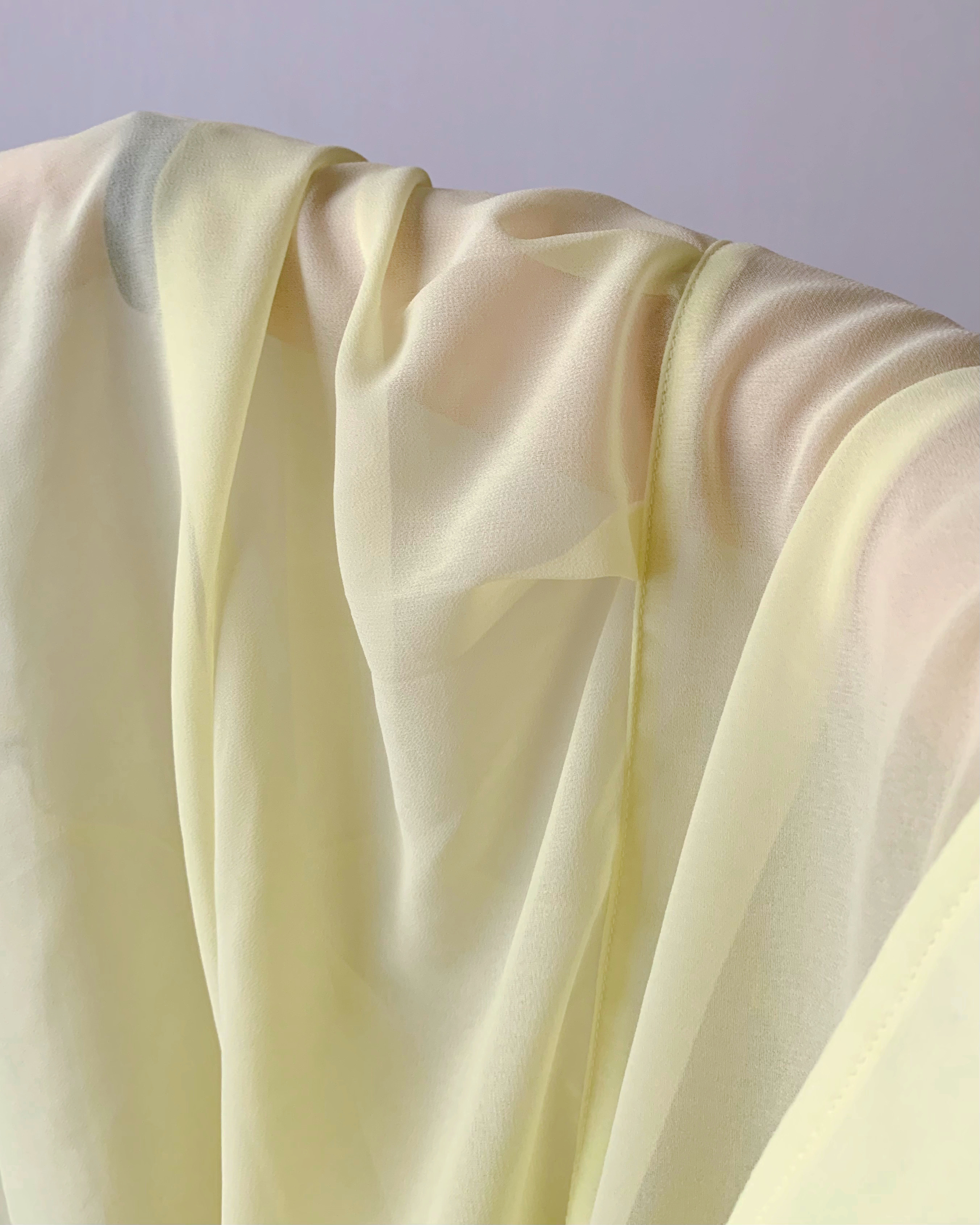 しまむらのおすすめファッションアイテム「シアーオーバーシャツ」