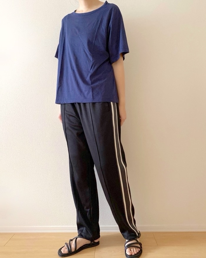 無印良品のおすすめファッションアイテム「婦人 さらっと綿 半袖ルームウエアセット」のコーディネート