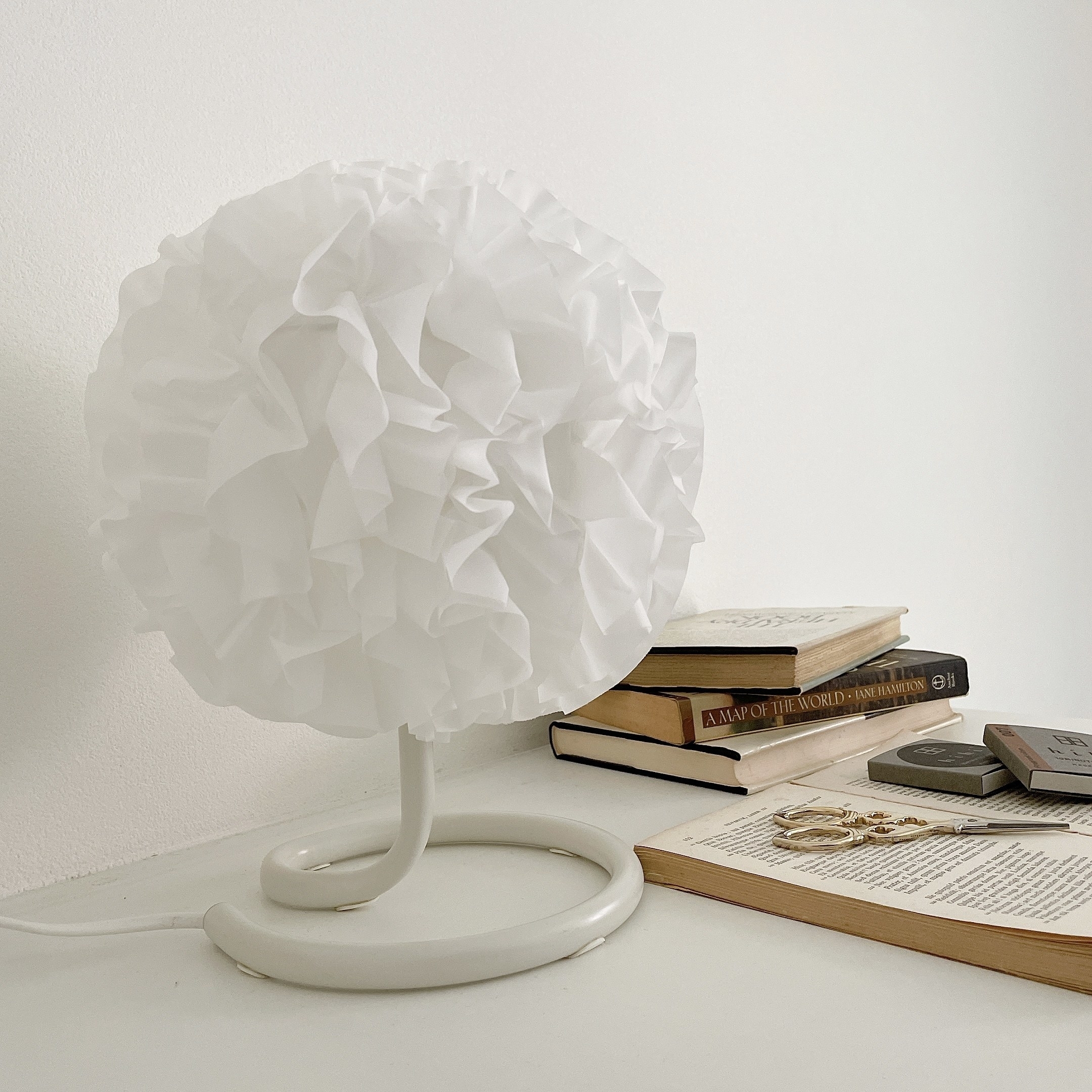 IKEA（イケア）のオススメランプ「VINDKAST ヴィンドカスト テーブルランプ」