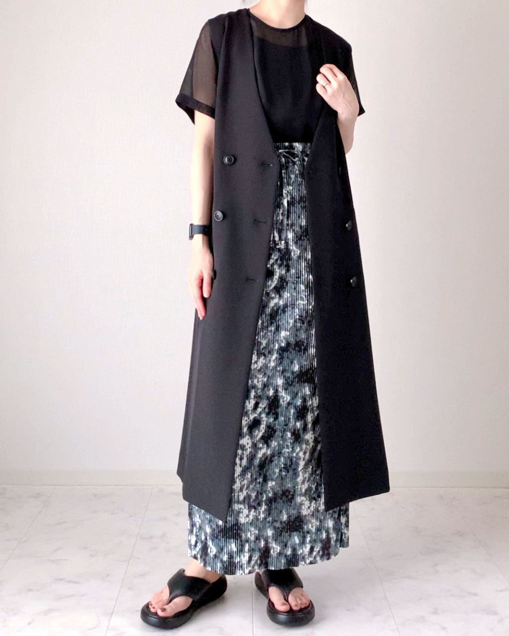 GU（ジーユー）のオススメファッション「2ピースシアーTブラウス（半袖）」