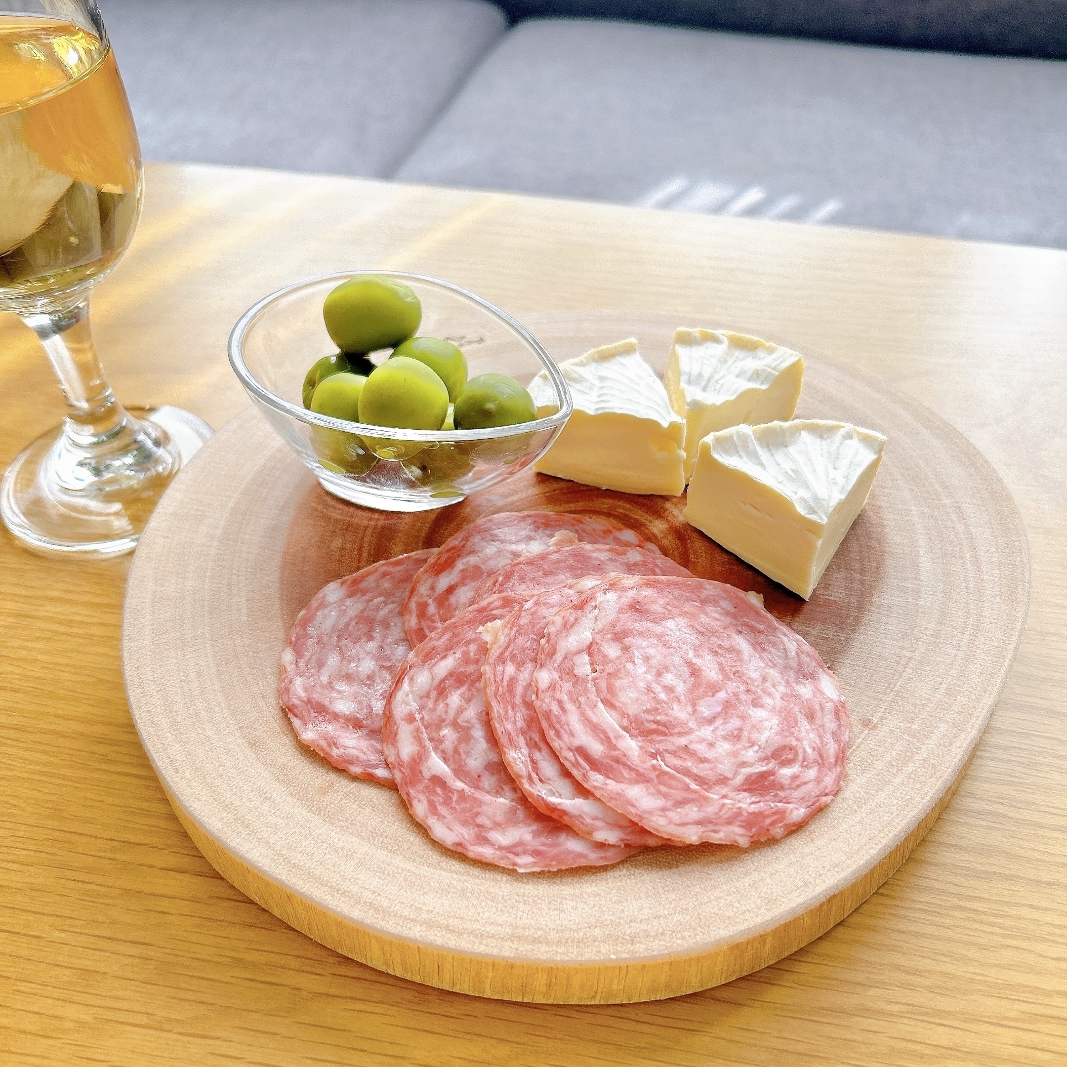 ニトリのおすすめキッチングッズ「カッティングボード Round（M）」