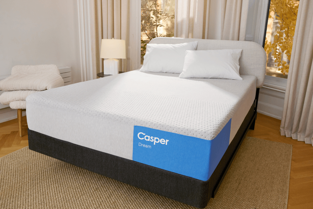 white Casper dream mattress