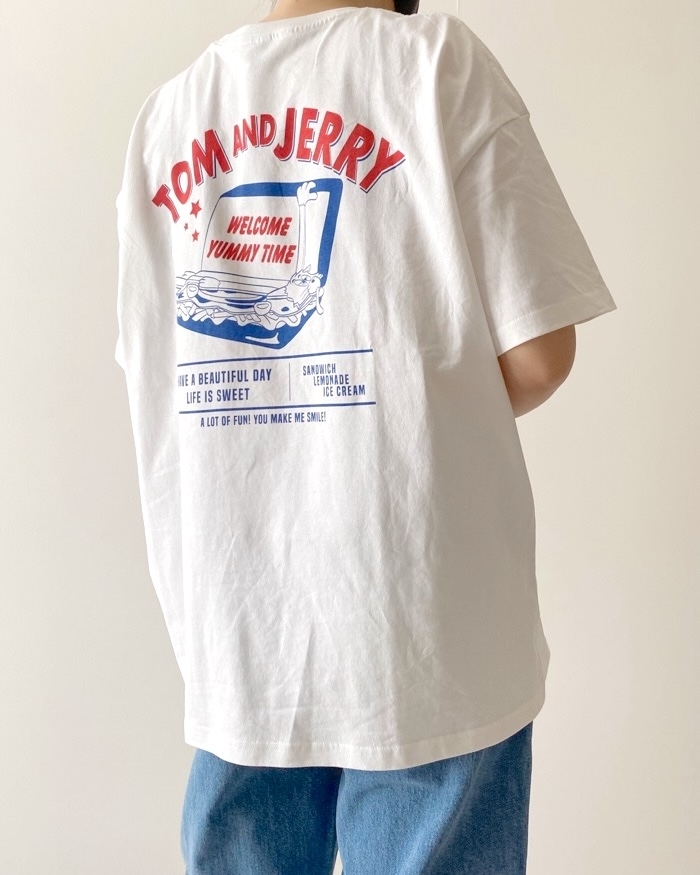 GUのおすすめファッションアイテム「グラフィックT（5分袖） TOM and JERRY 1」