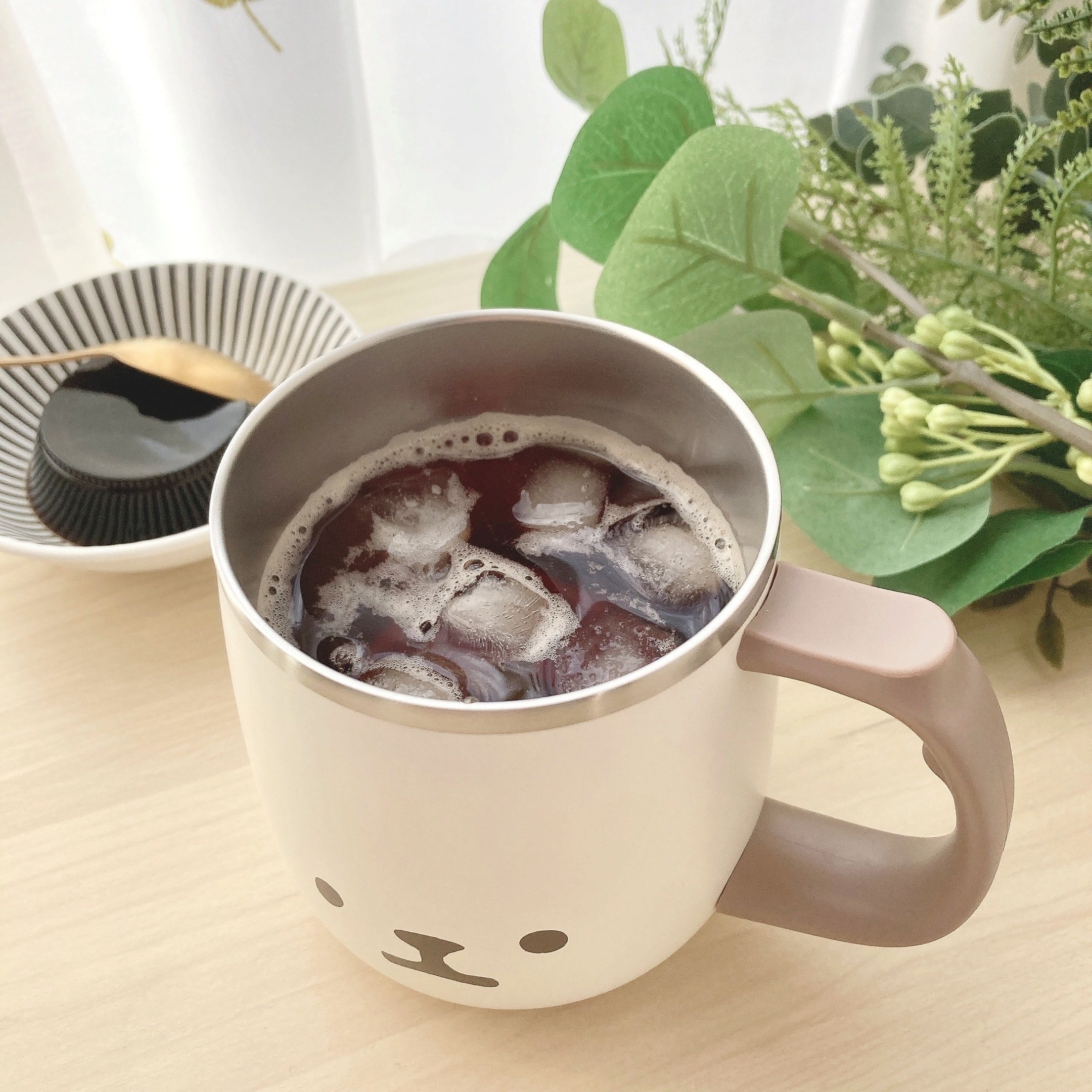 LOFT(ロフト)のおすすめコップ「ムームー ステンレスサーモマグカップ みるくねこ 400ml」