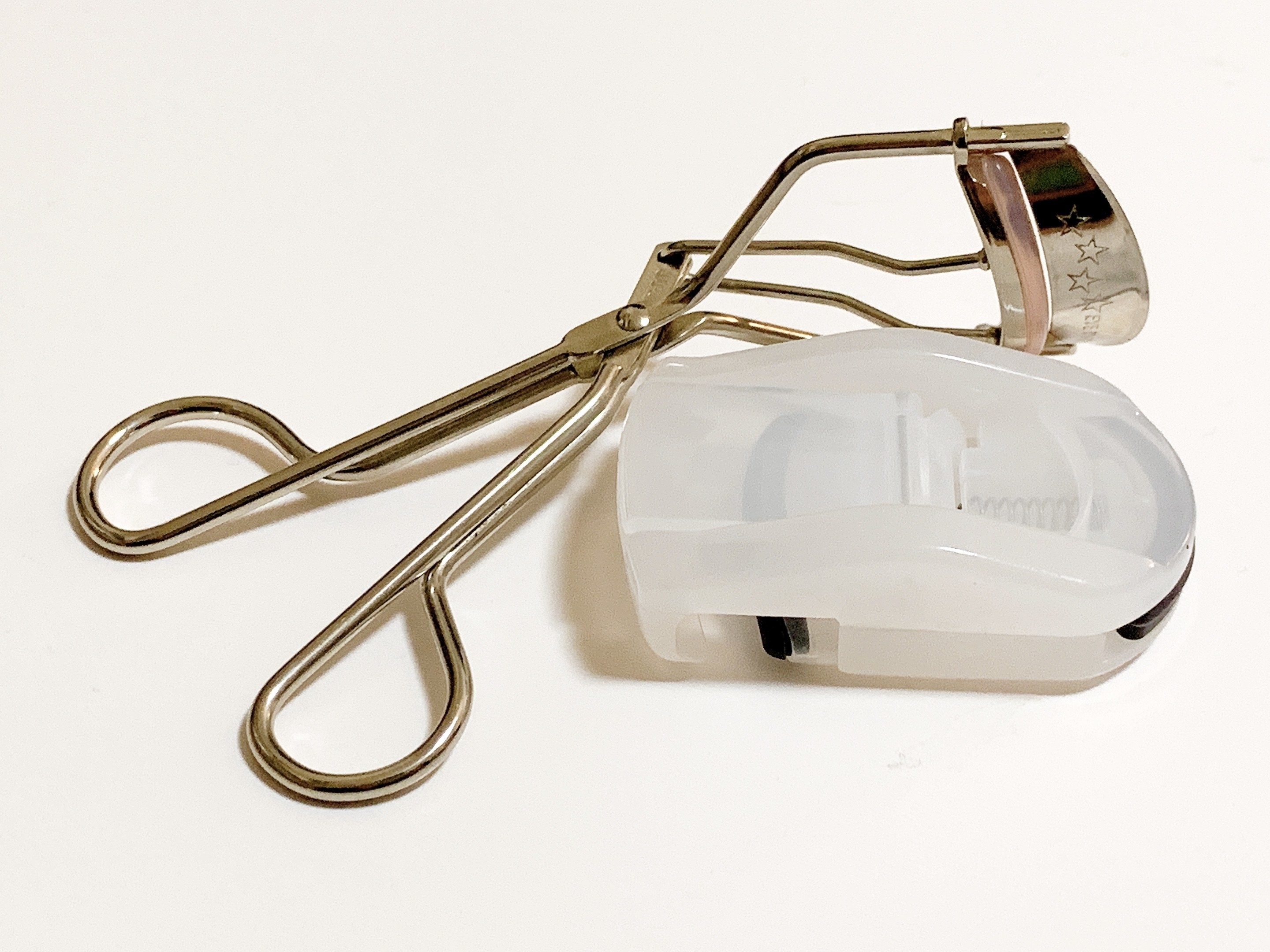 無印良品のおすすめ美容グッズ「携帯用アイラッシュカーラー」