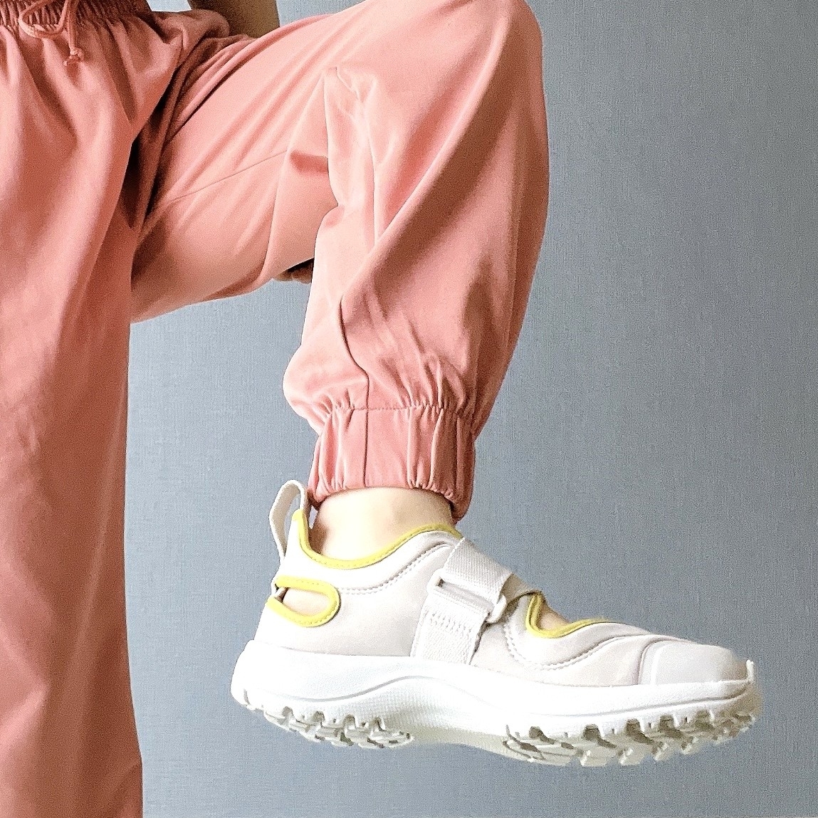 無印良品のオススメのパンツ「婦人 UVカット乾きやすいスウェットパンツ」