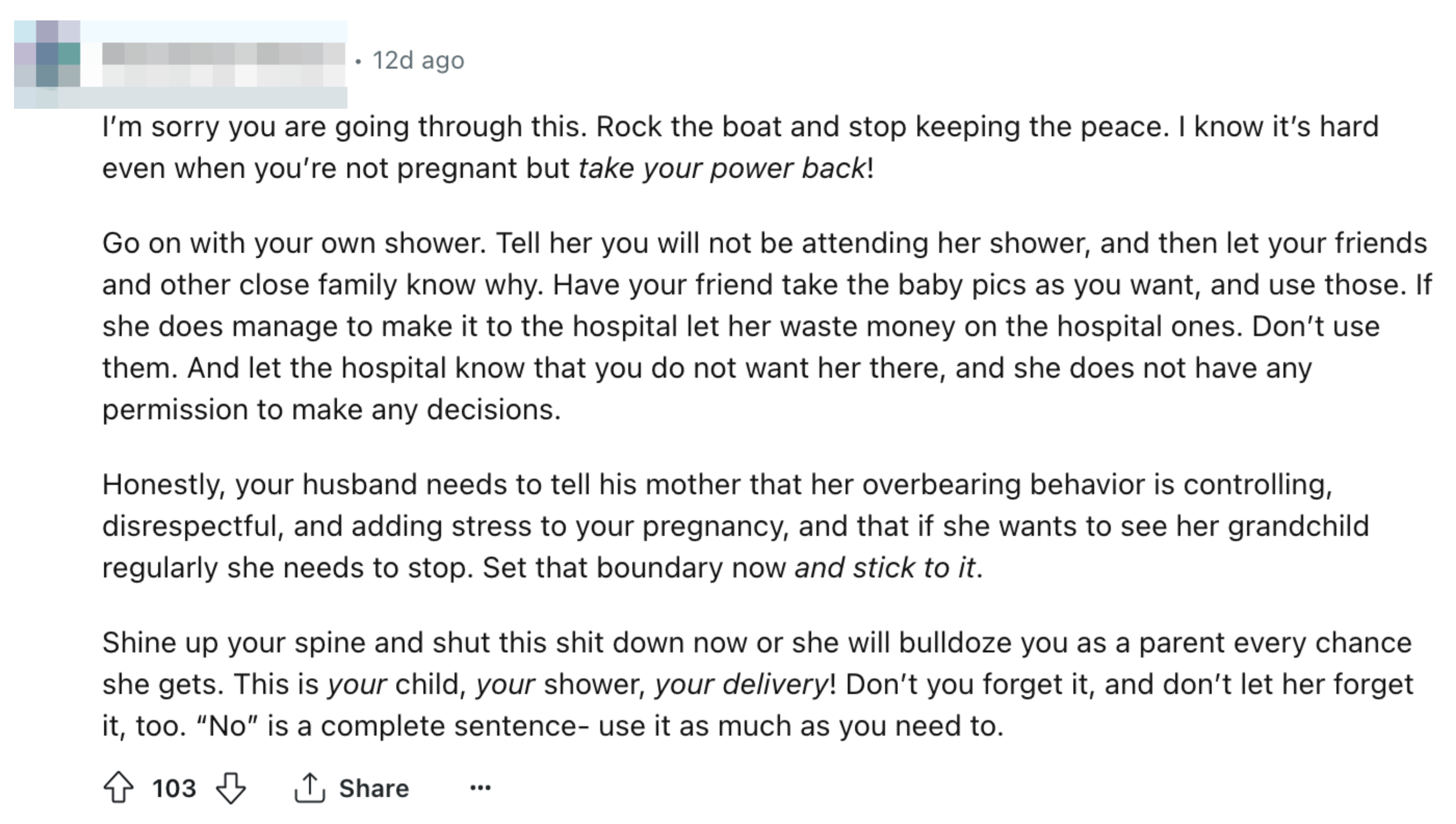 The image displays a forum post discussing relationship boundaries during childbirth, with advice on handling unsupportive family