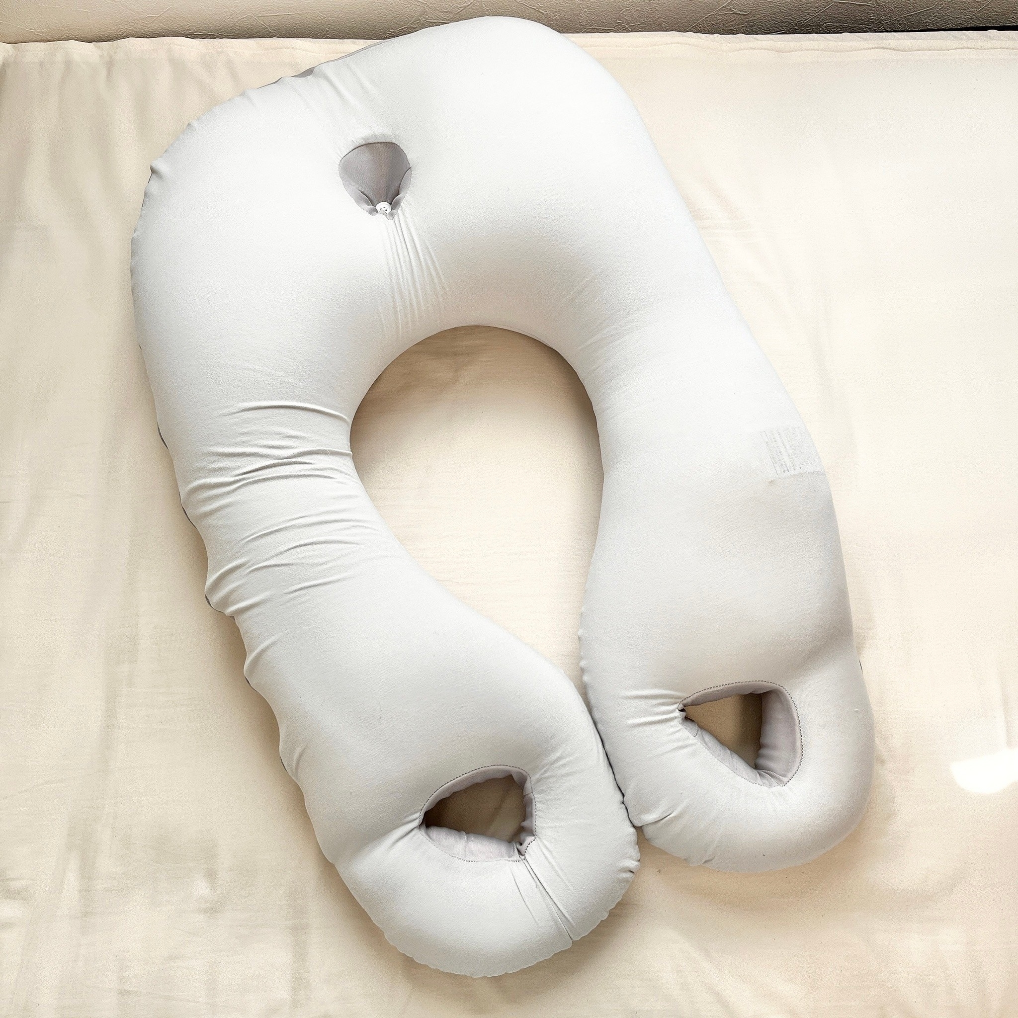 ニトリのおすすめ枕「上半身を包み込むまくら」