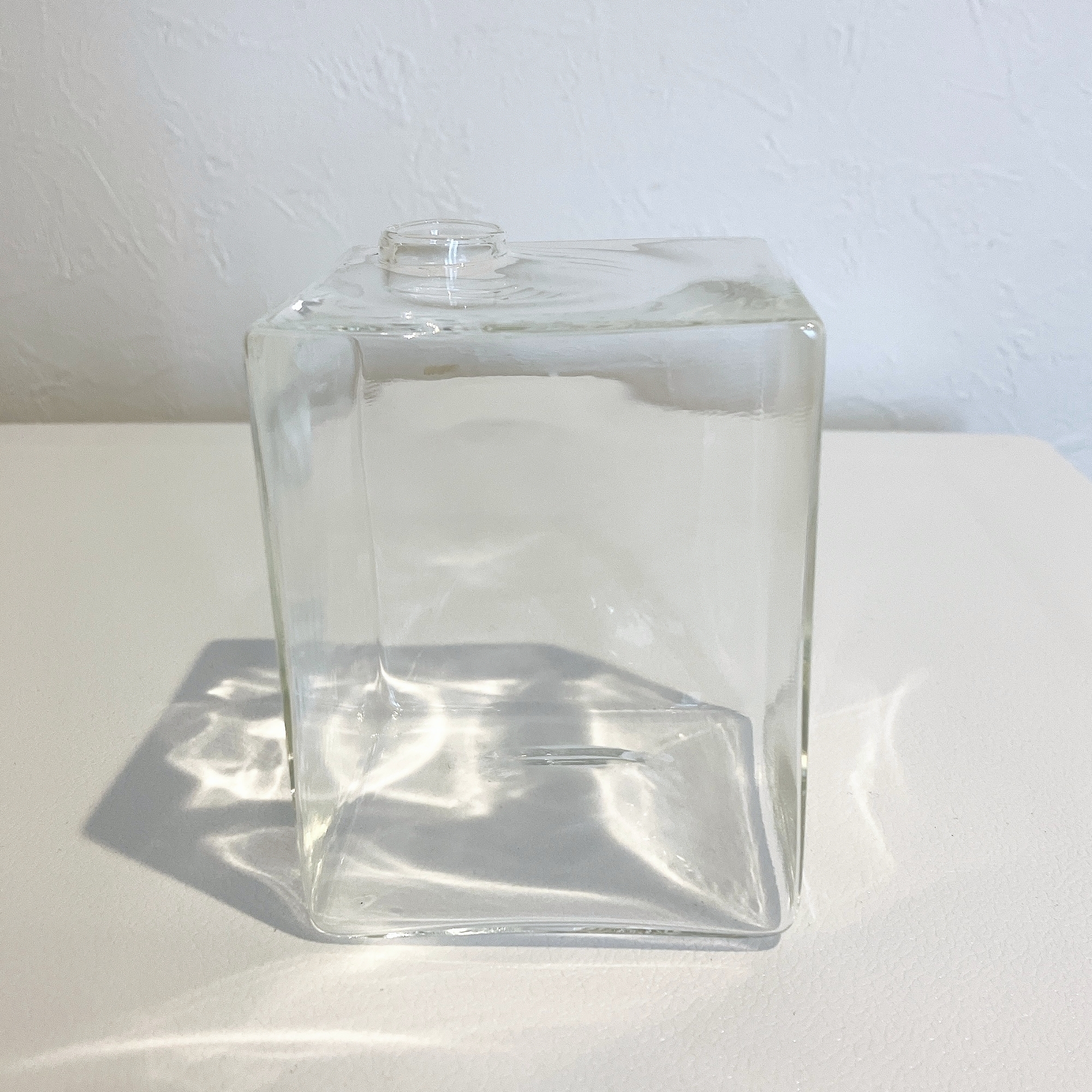 ZARA HOME(ザラホーム)のおすすめ花瓶「スクエア ガラス フローラルベース」