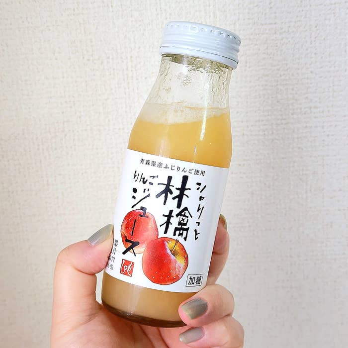 KALDI(カルディ)のフルーツドリンク「シャリっと林檎ジュース」