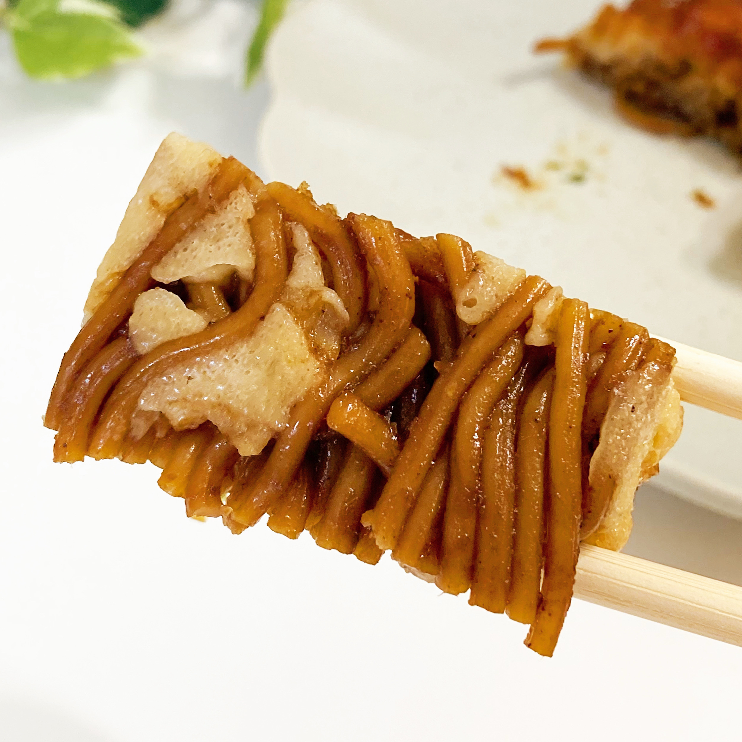 FamilyMart(ファミリーマート)のおすすめパン「もっちり食感のお好み焼きスティック」
