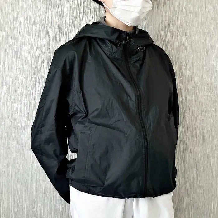 GU(ジーユー)のオススメファッション「UVカットシアーブルゾン」