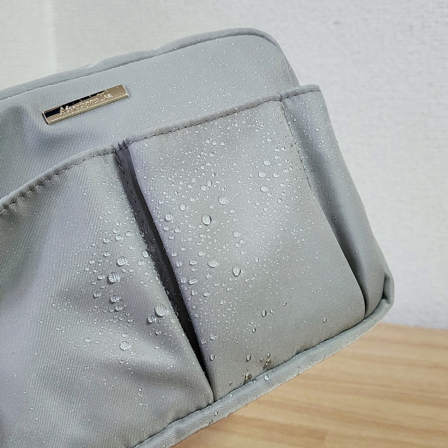 Afternoon Tea(アフタヌーンティー)のおすすめ雑貨「シンプルナイロン多収納ポーチ」