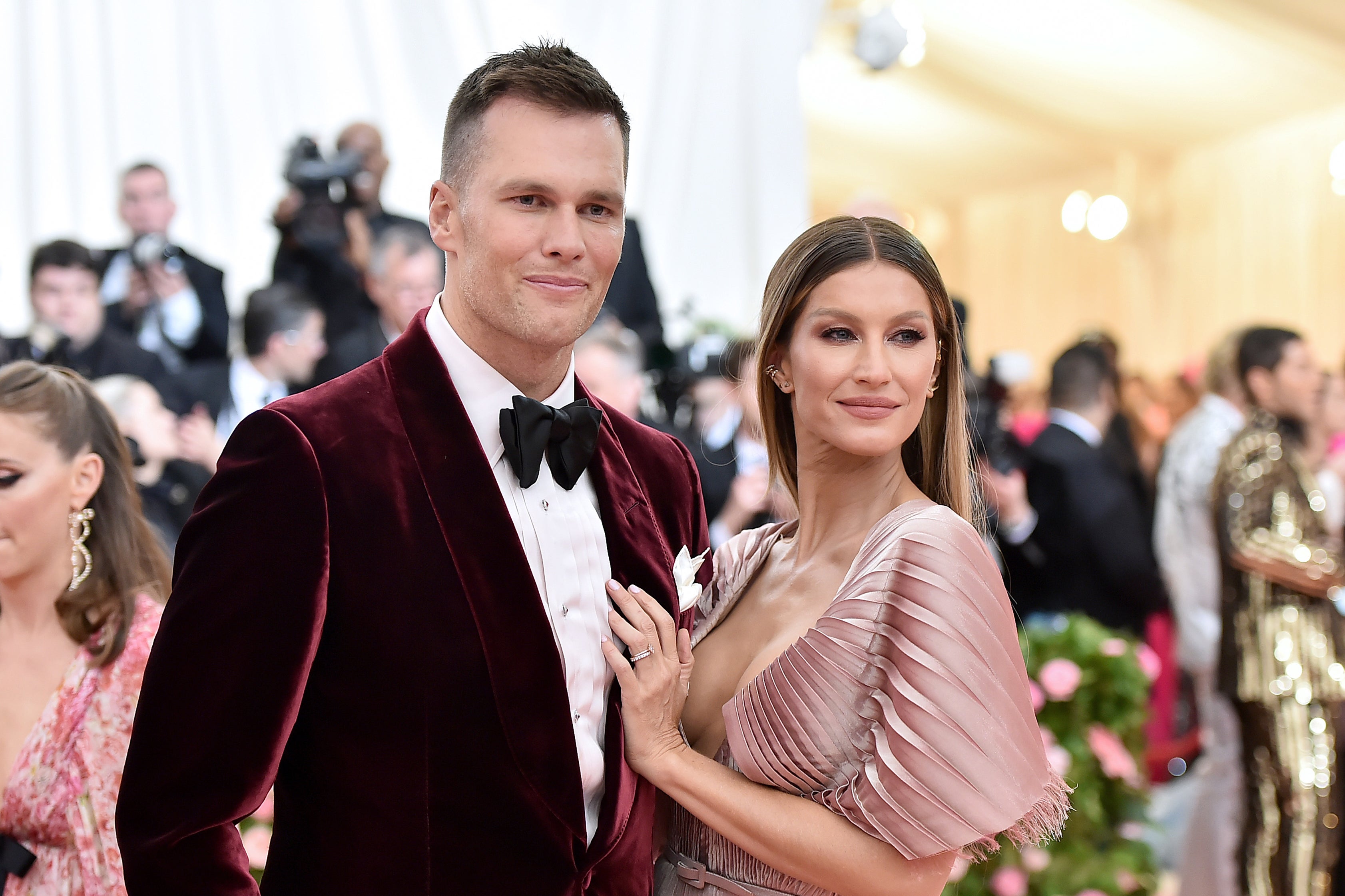 Gisele Bündchen And Tom Brady’s Kids Were Apparently “Affected” By His “Irresponsible” Netflix Roast Amid Reports That Gisele Was “Hurt” By The Jokes About Their Divorce