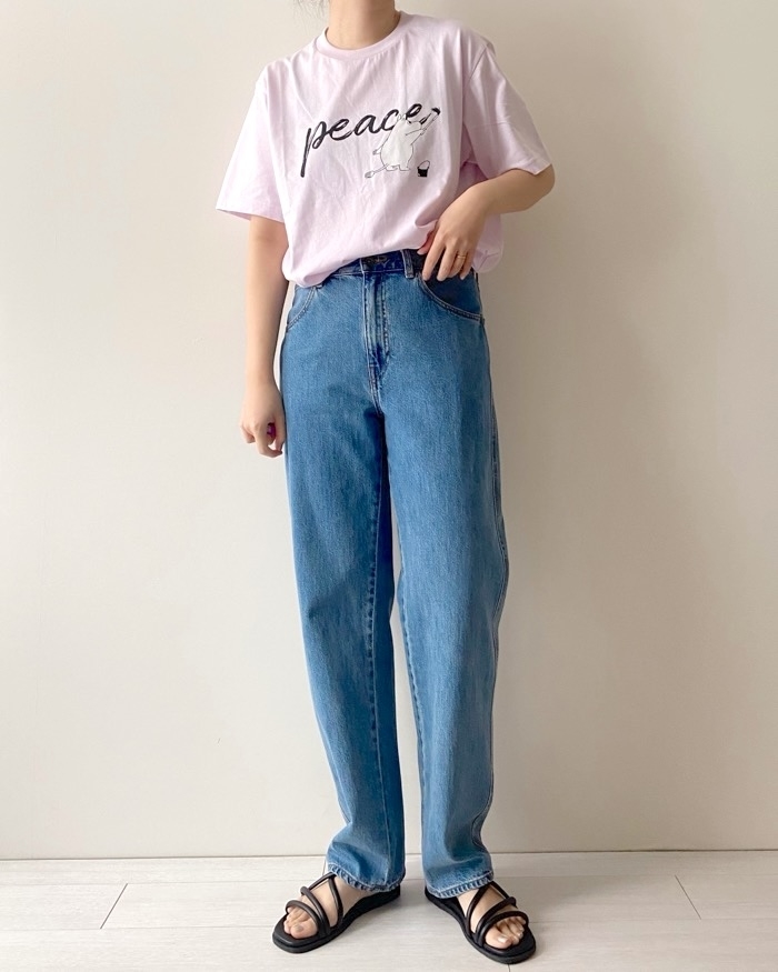 UNIQLO(ユニクロ)のおすすめトップス「PEACE FOR ALL グラフィックTシャツ(半袖・レギュラーフィット)ムーミン」