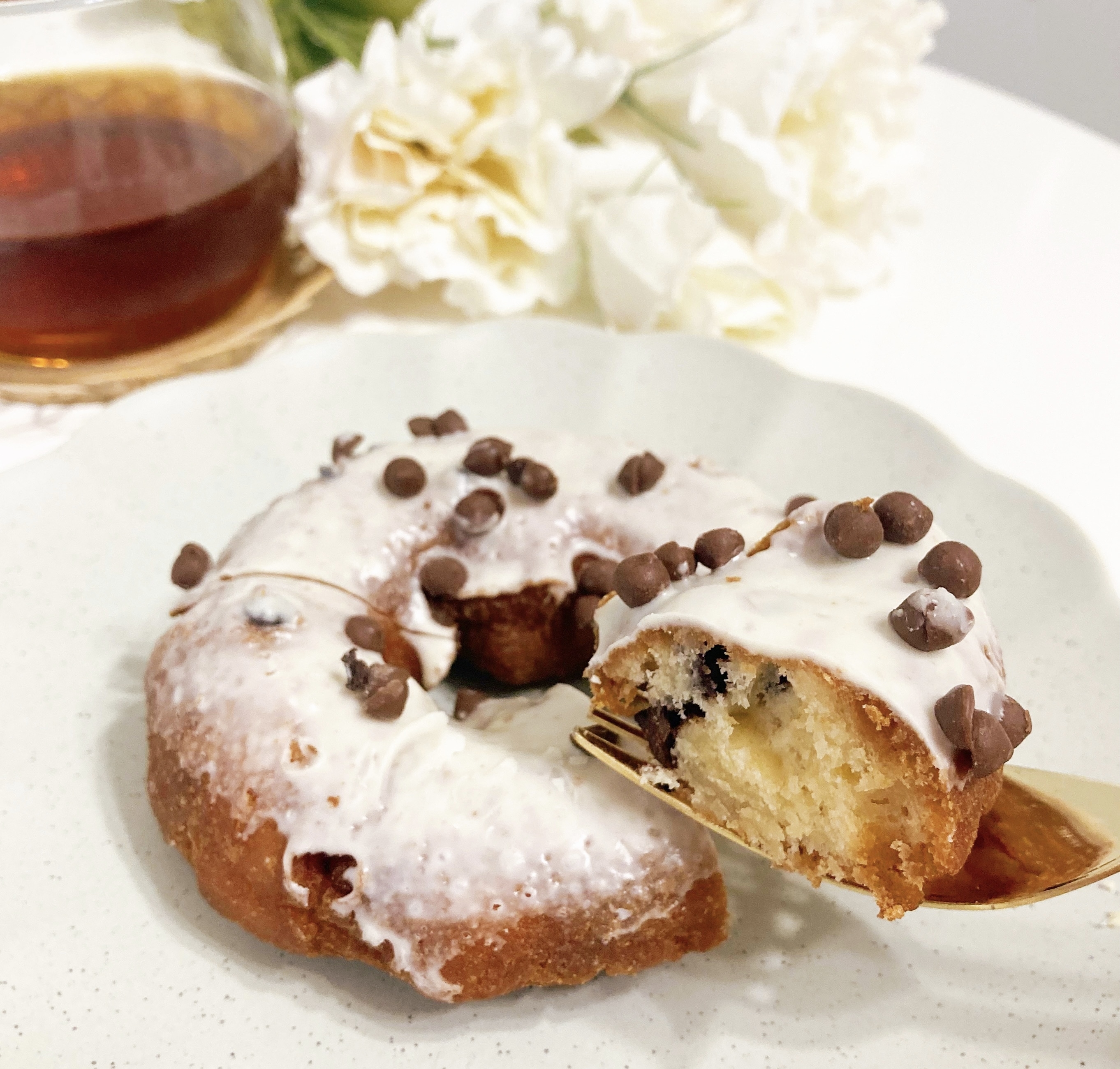 FamilyMart(ファミリーマート)のコラボスイーツ「スヌーピーチョコチップドーナツ」