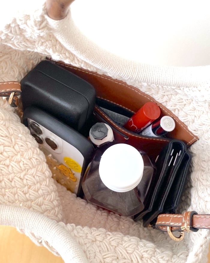 ZARA（ザラ）のおすすめファッションアイテム「マクラメ バケットバッグ」