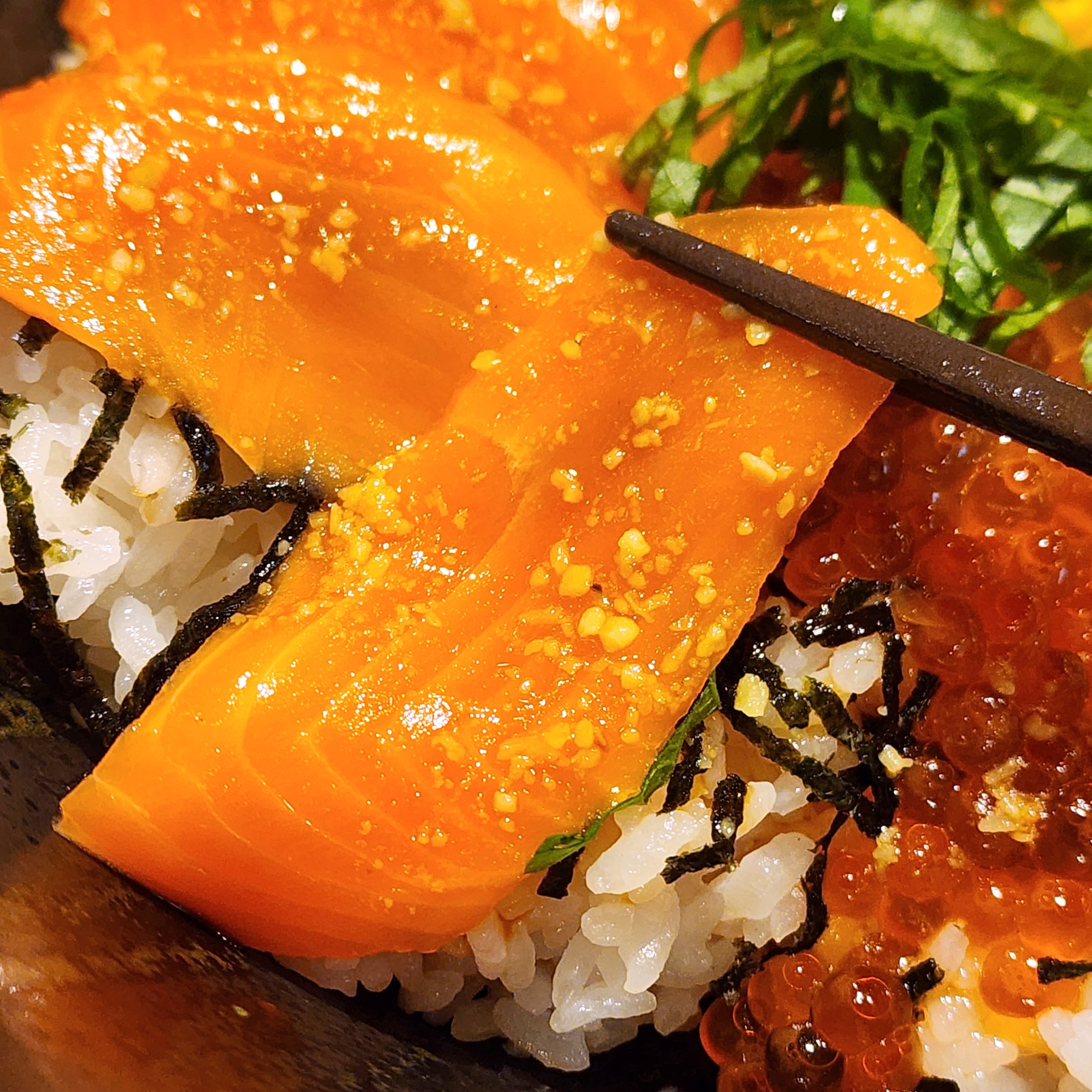 ココスのおすすめフード「2度おいしい!サーモン&いくら丼」